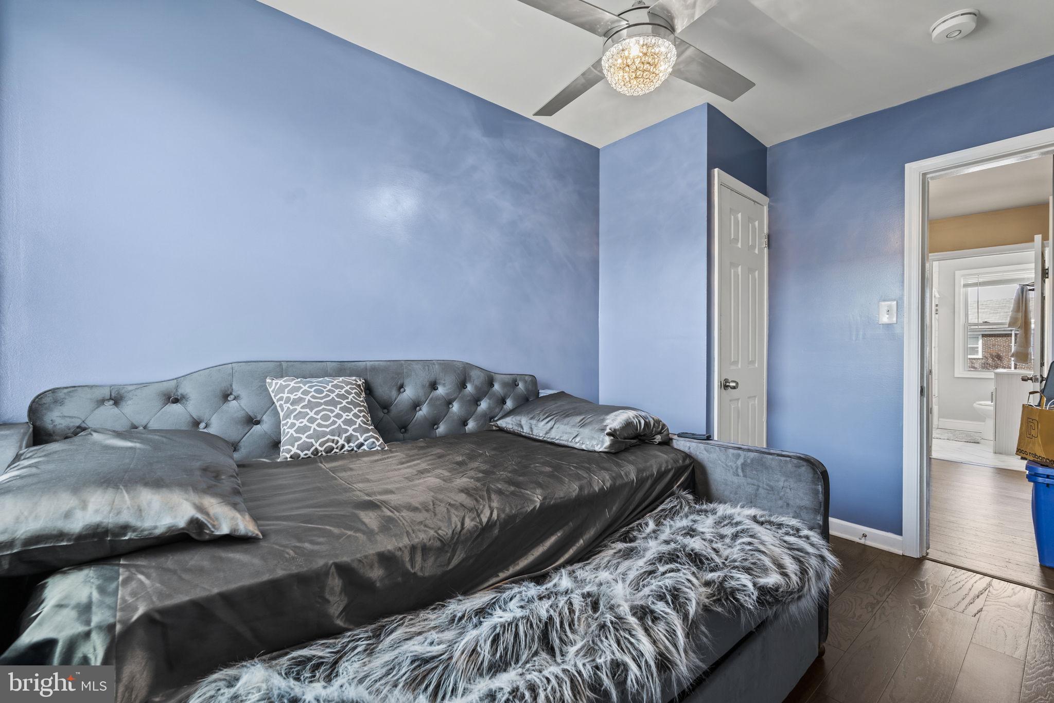 CLAREMONT-FREEDOM - Residential