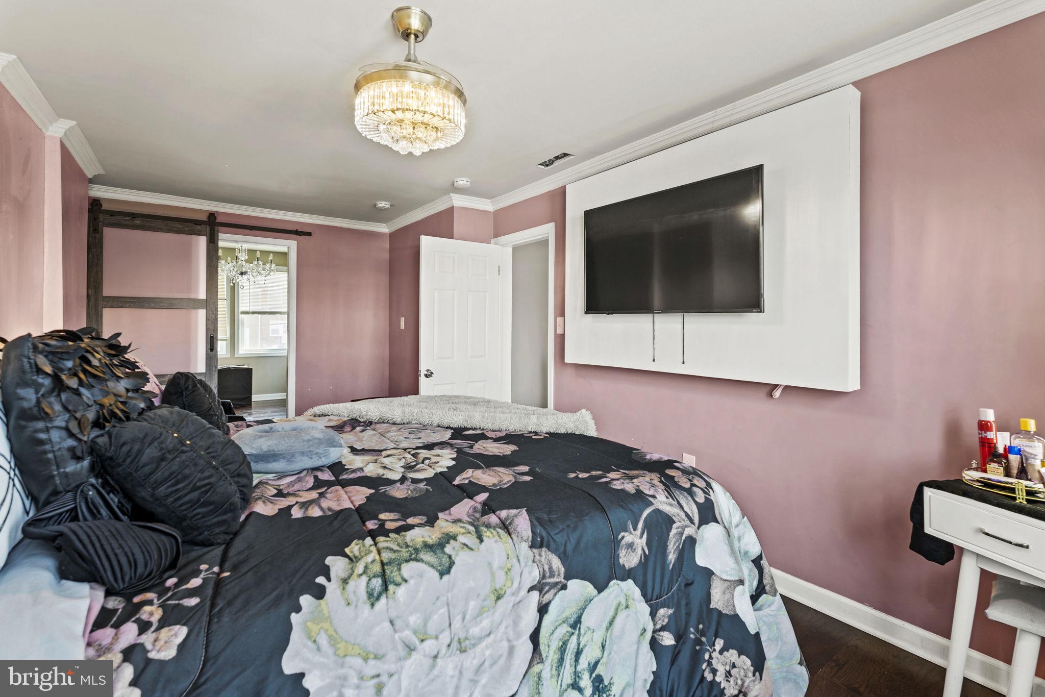 CLAREMONT-FREEDOM - Residential