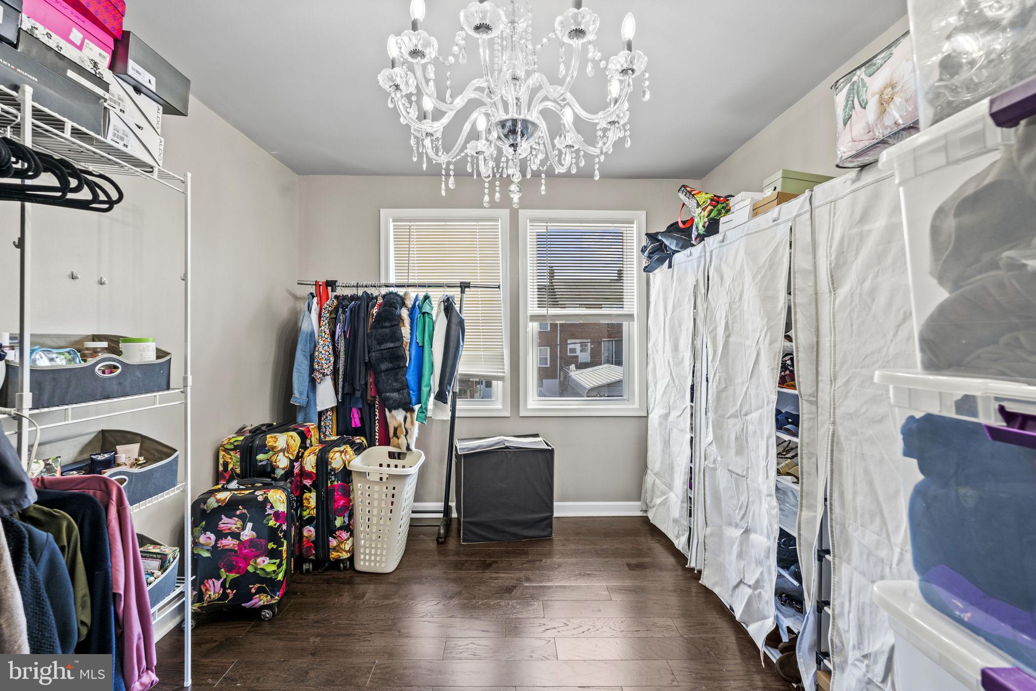 CLAREMONT-FREEDOM - Residential