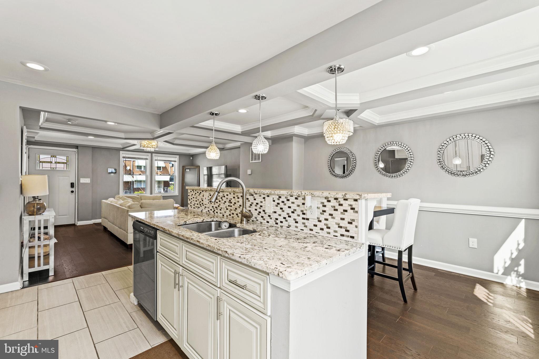 CLAREMONT-FREEDOM - Residential