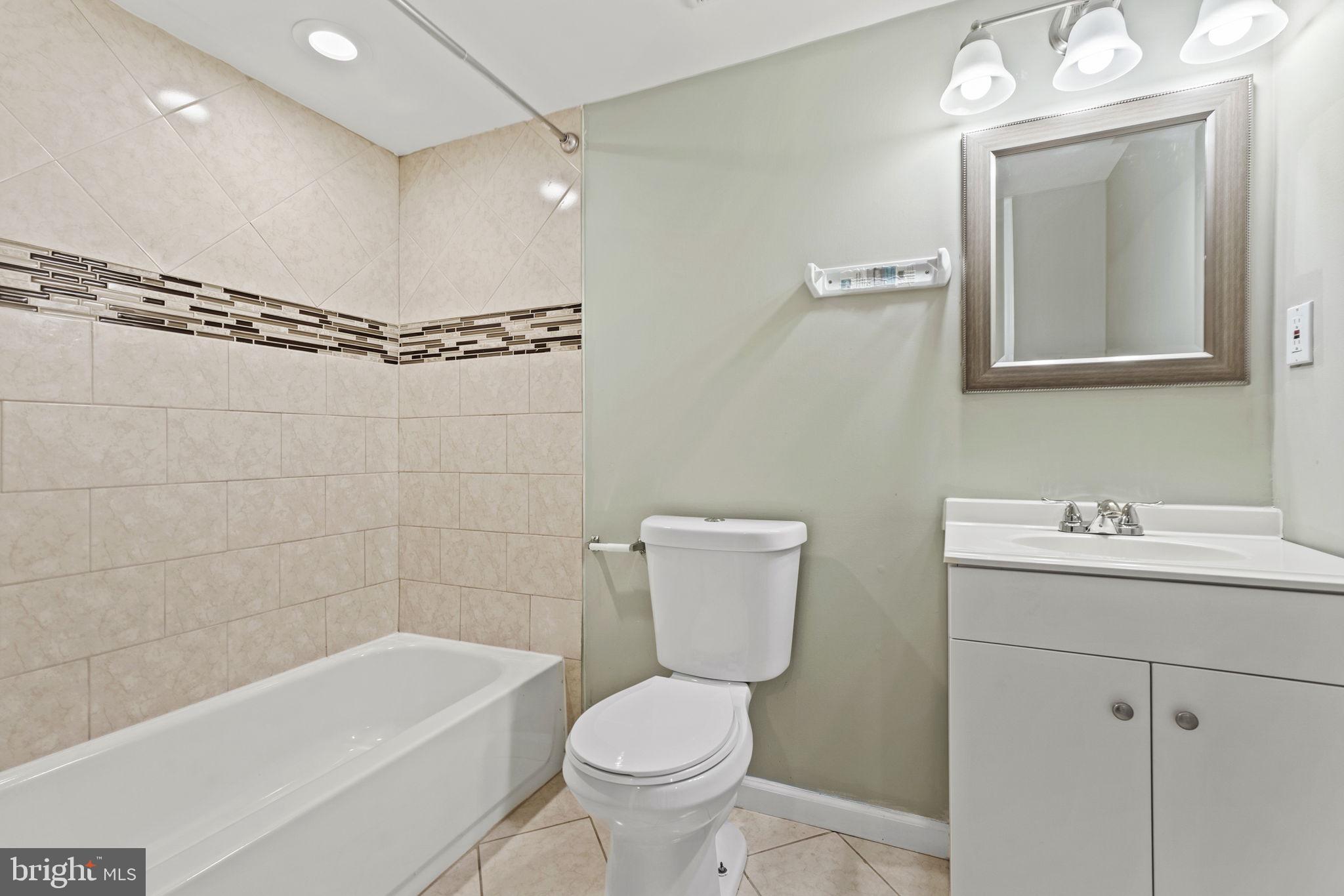 CLAREMONT-FREEDOM - Residential