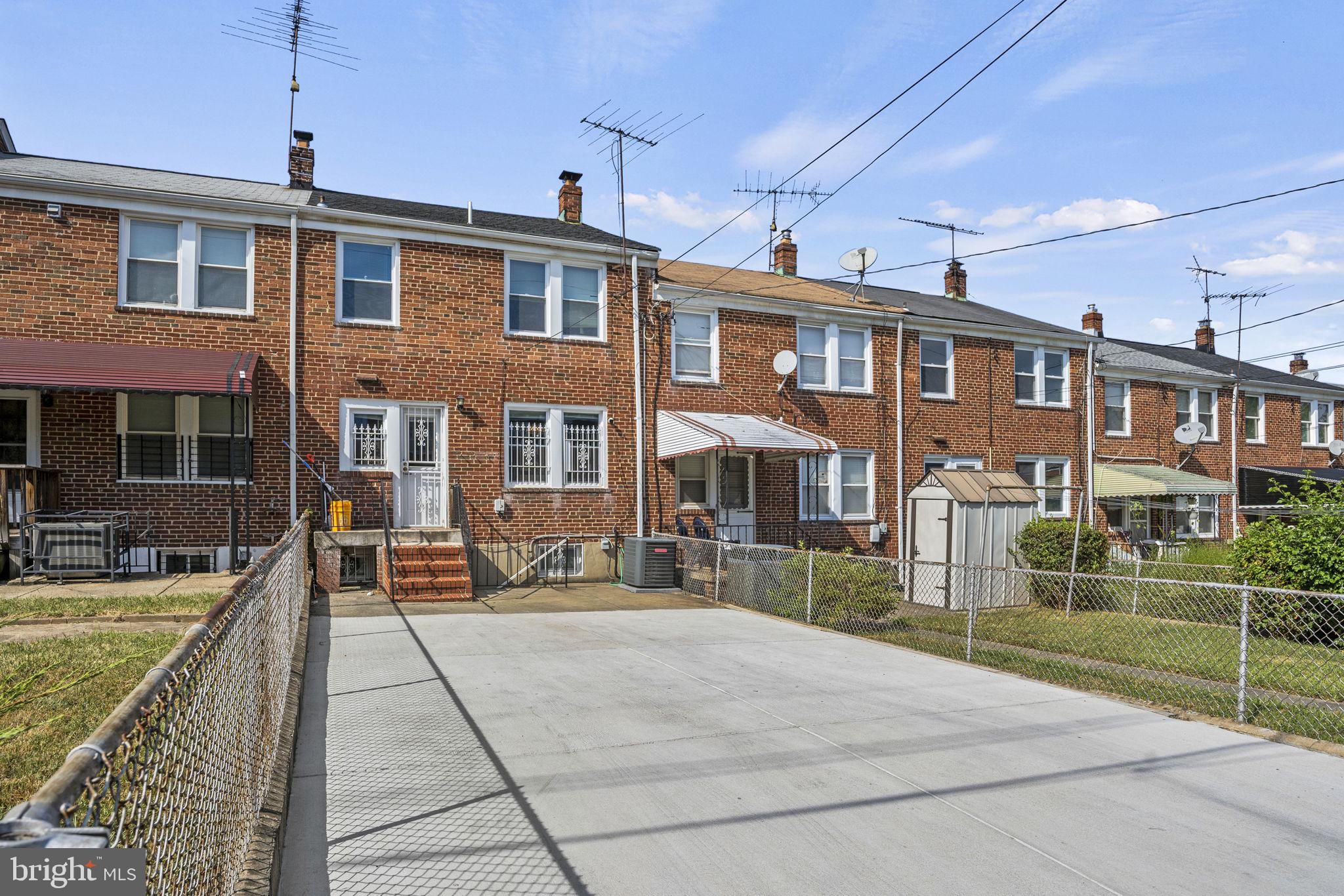 CLAREMONT-FREEDOM - Residential