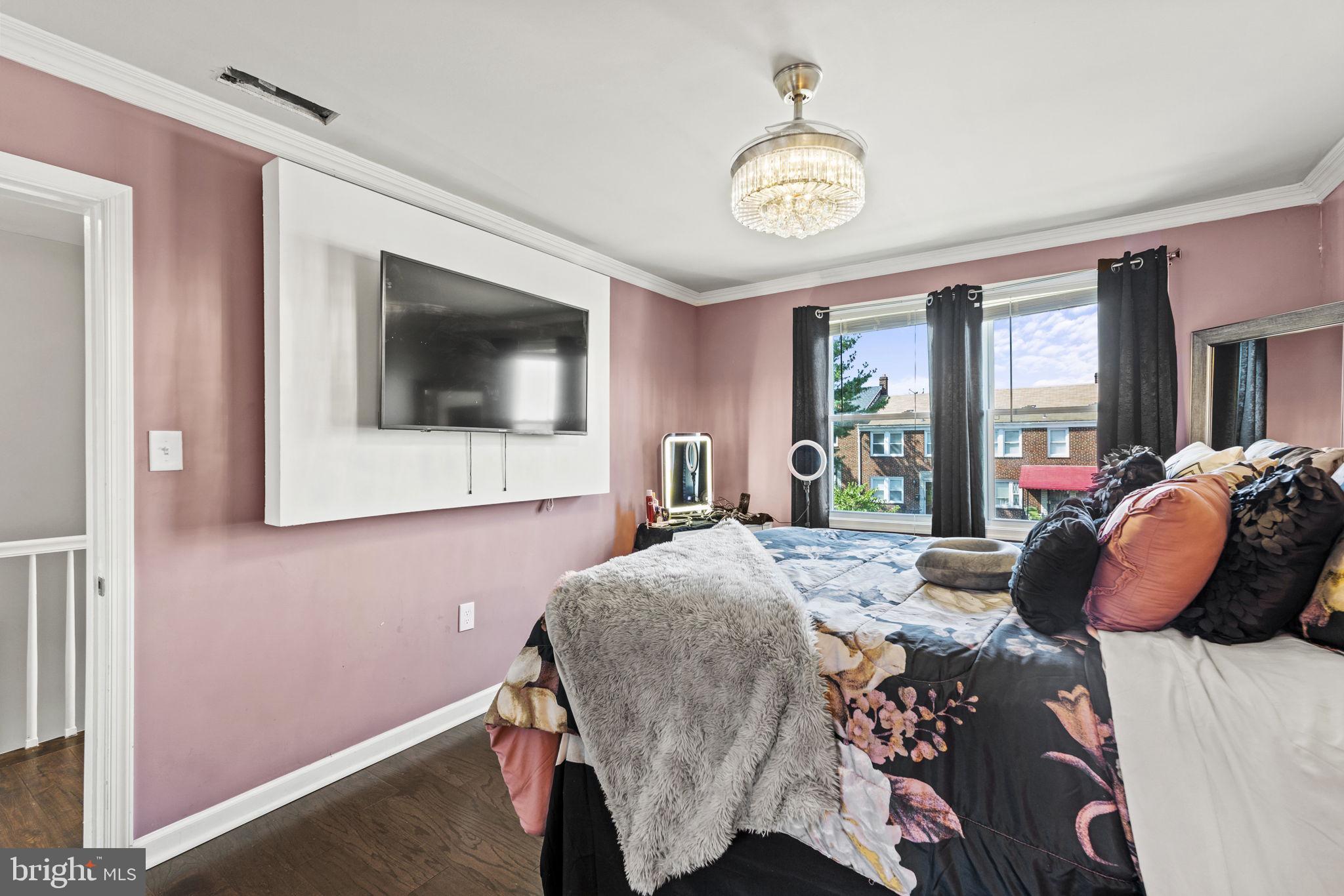 CLAREMONT-FREEDOM - Residential