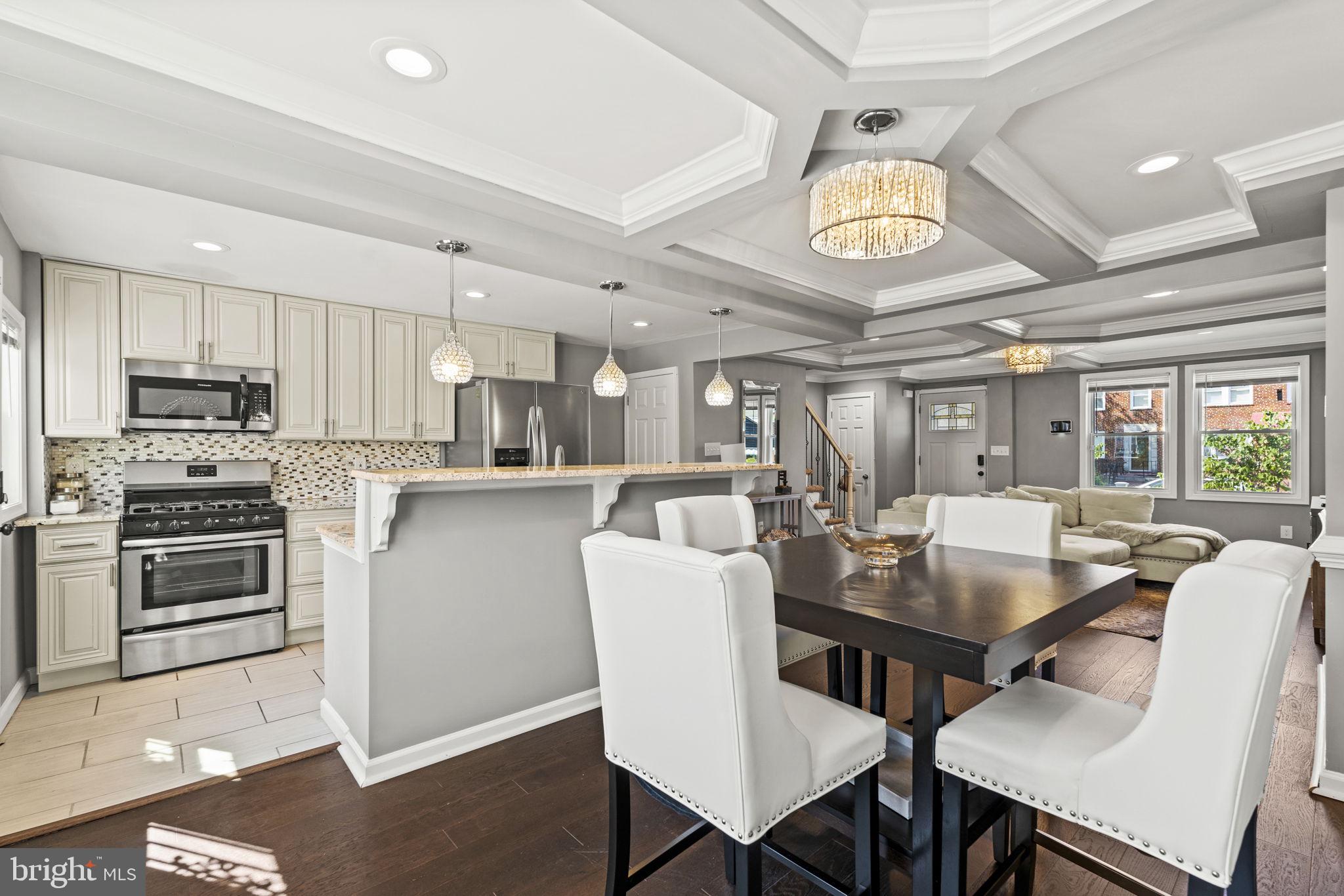 CLAREMONT-FREEDOM - Residential