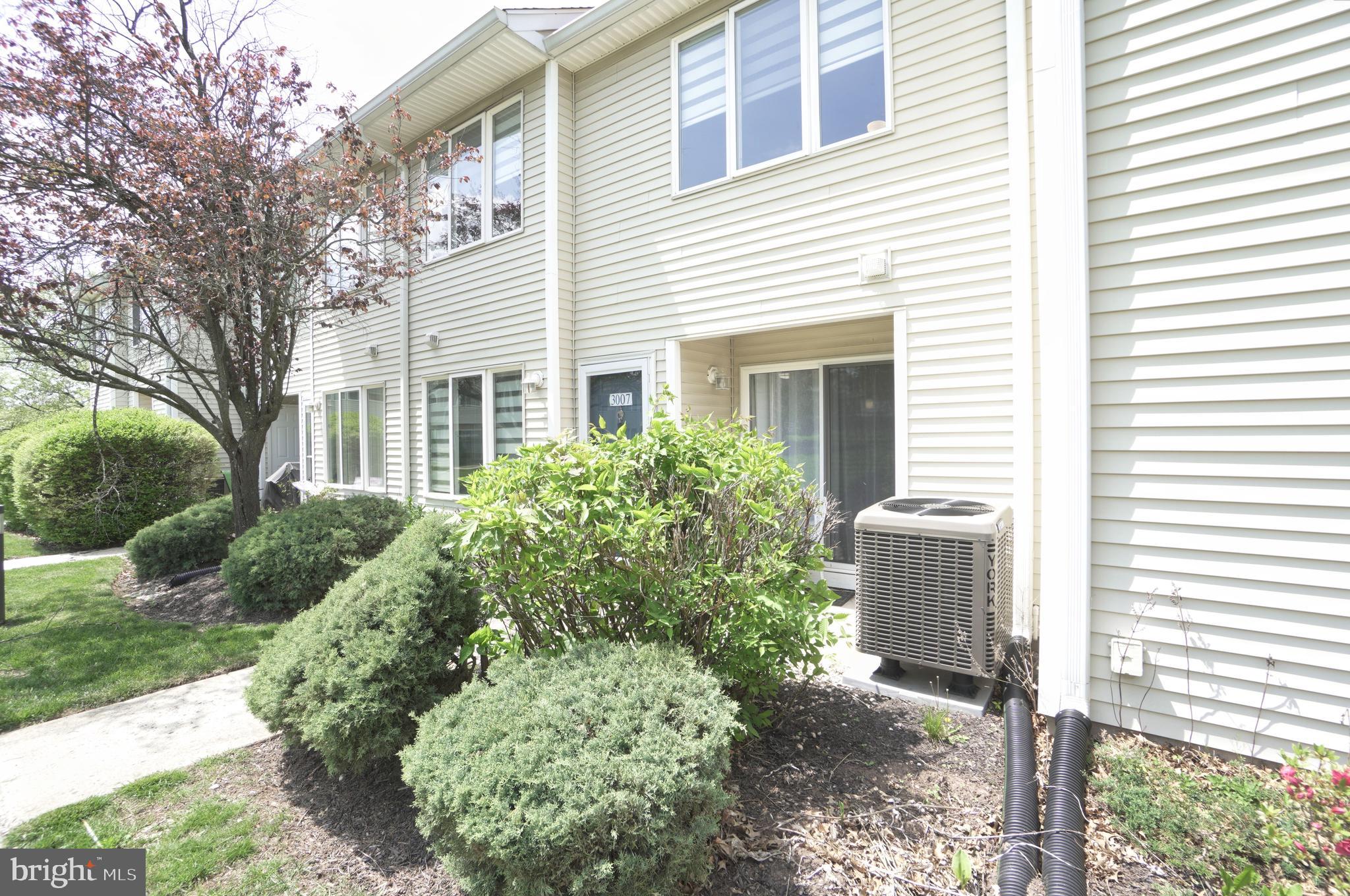 MONTGOMERY PLACE - Residential Lease