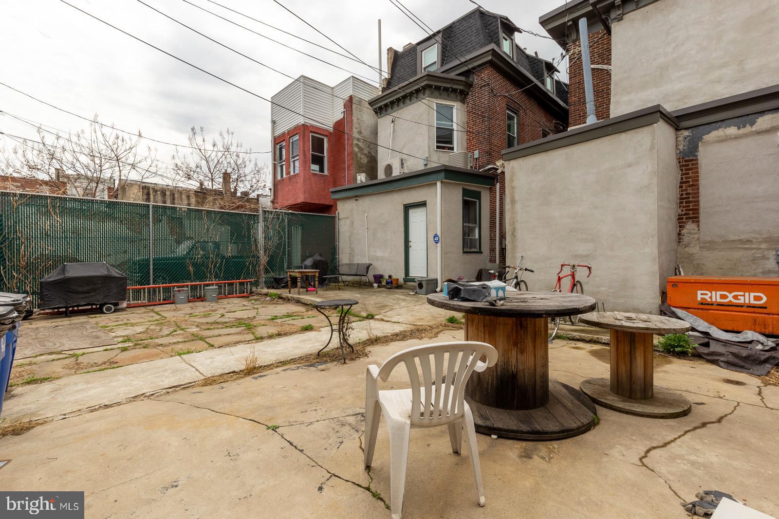 NORRIS SQUARE - Residential Lease