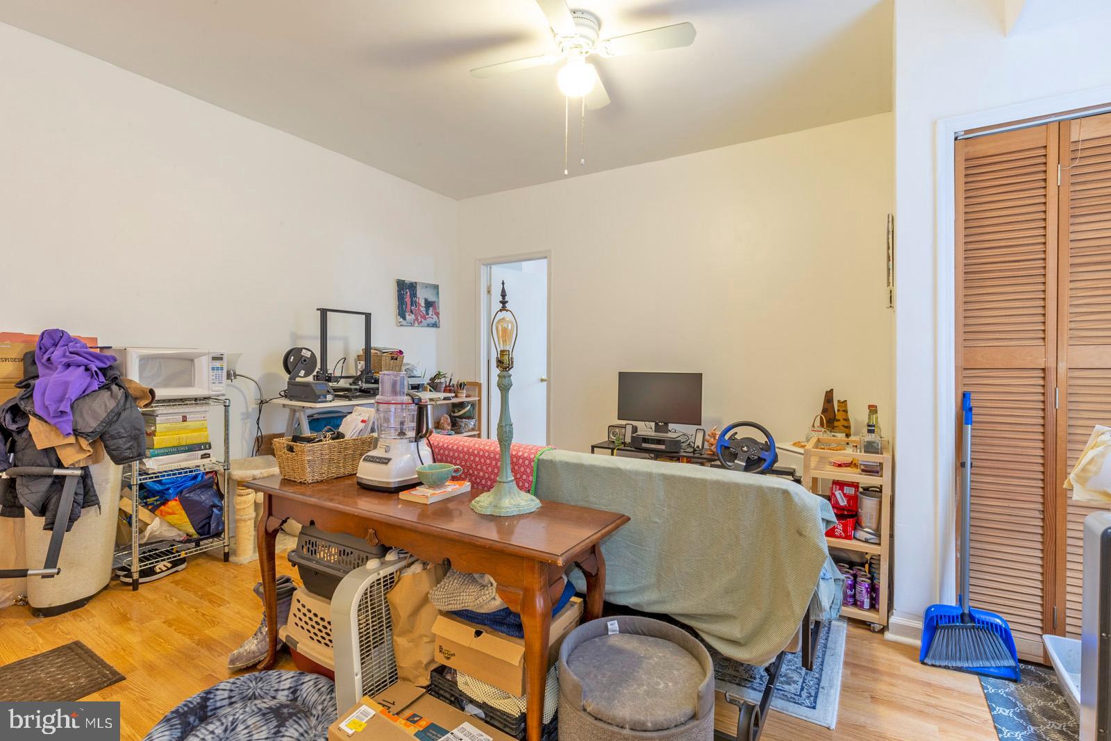 NORRIS SQUARE - Residential Lease