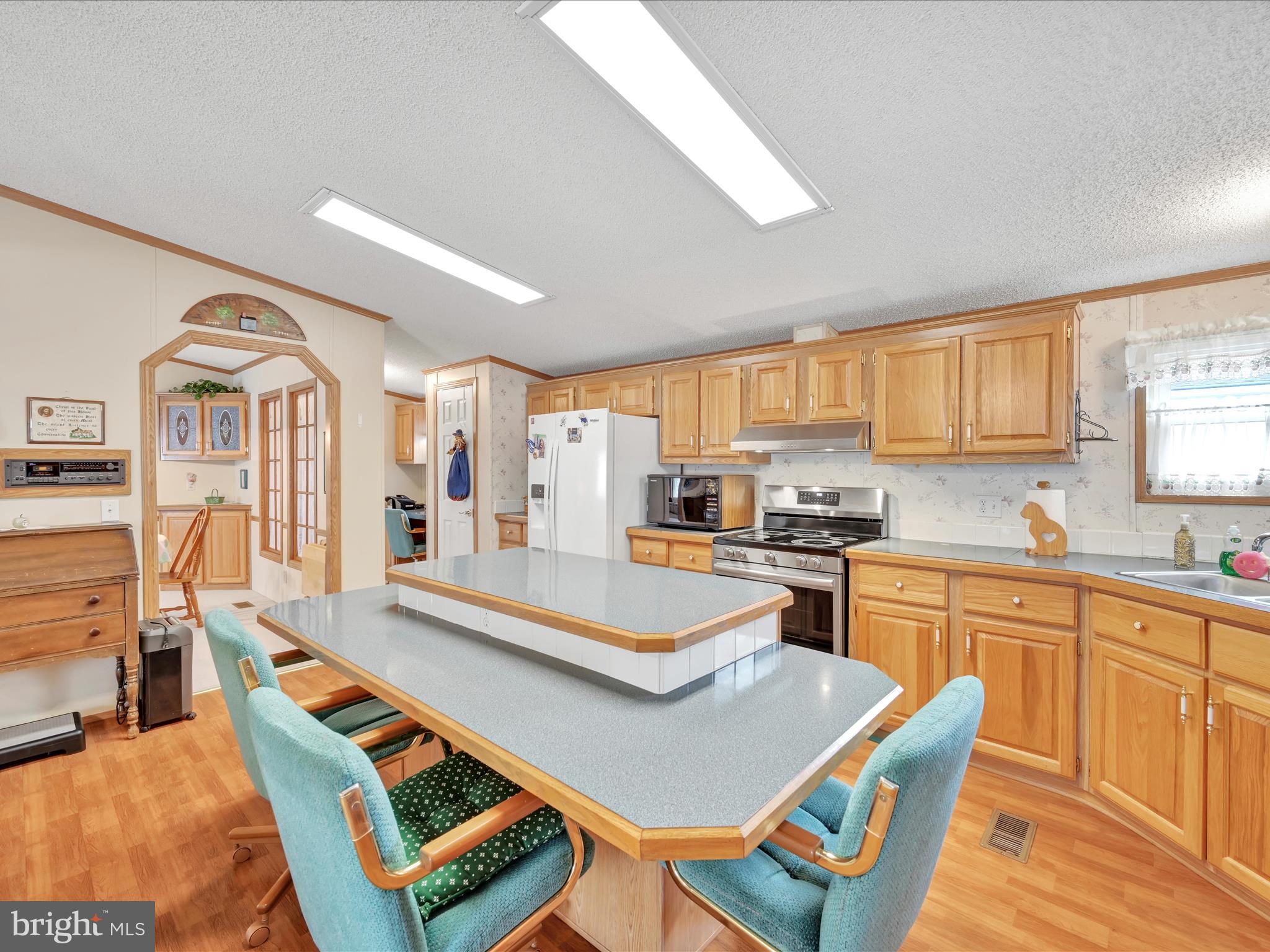 SHADOWSTONE VILLAGE - Residential