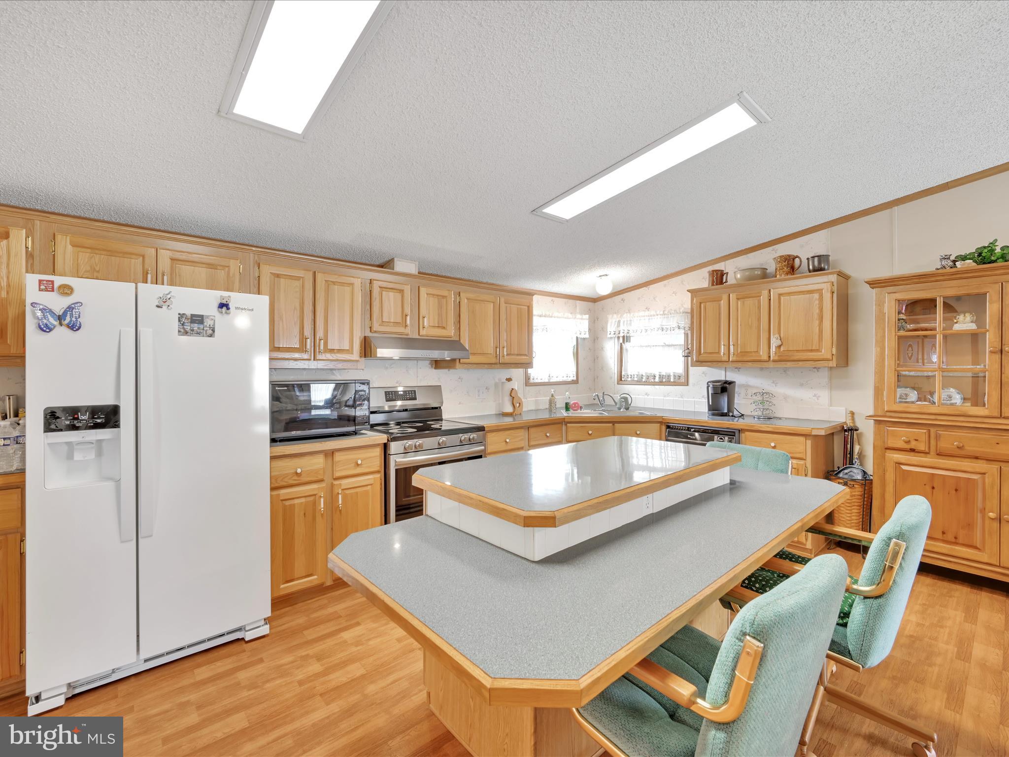 SHADOWSTONE VILLAGE - Residential