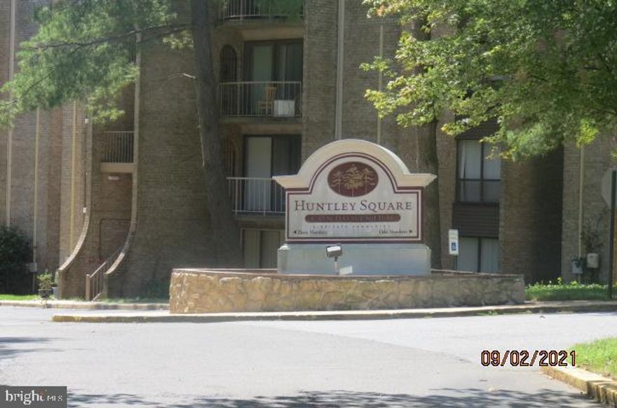 Looking for instance value?  Now is your chance to own one of the largest unit in the complex. A beautiful spacious one bed room, large bath room with a sunken tub .  Also a living room/dinning room combo, spacious kitchen with all the appliance and a eat-in nook and a cozie patio.  Also conveniently located near beltway, National Harbor, Tanagers Outlets, Joint Base Andrews, Shopping Center, Stores, Markets, parks and Trails.  Complex's amenities include an out side pool, party room, and grilling area.
Settlement must be held at Brennan Title,  
Seller offer $1000 repair allowance
Property is being SOLD AS-IS CONDITION