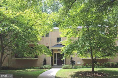 Condo For Sale - 10625 Montrose Avenue #204<br/> BETHESDA, MD 20814