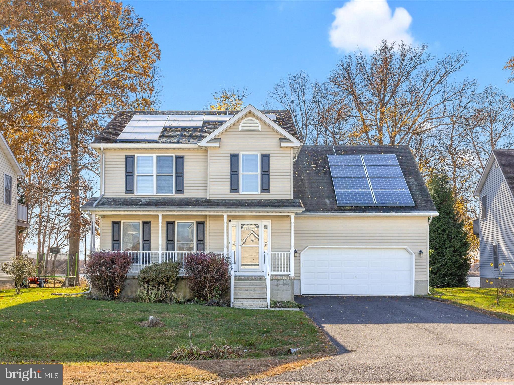 KENSINGTON COURTS - Residential