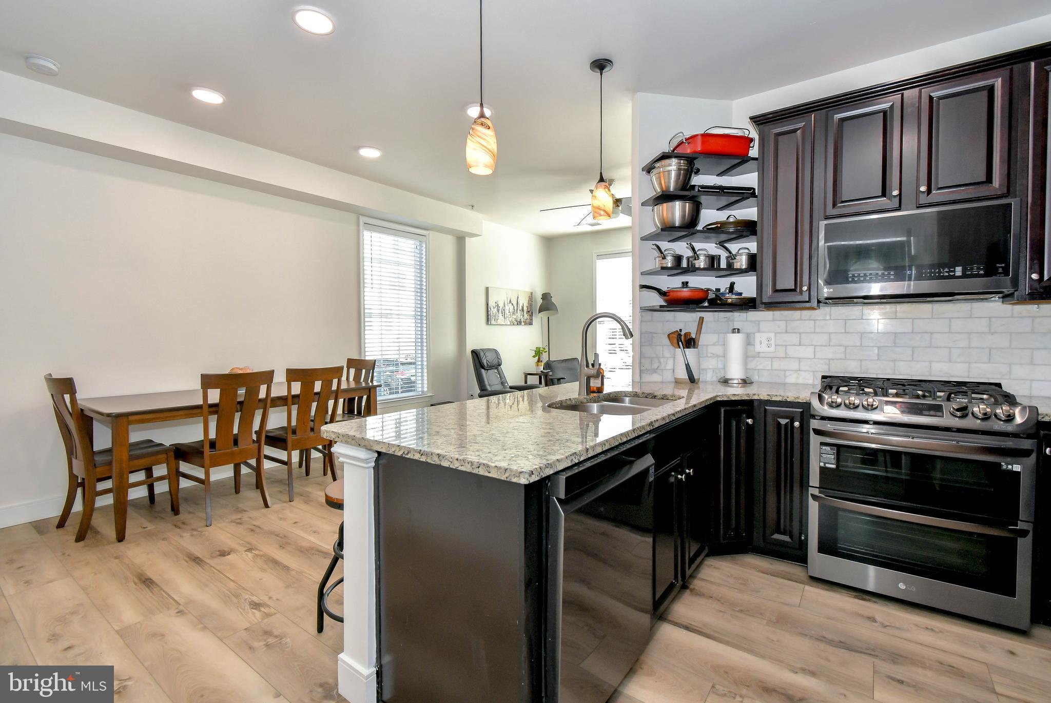 MERCER PARK CONDOMINIUM - Residential