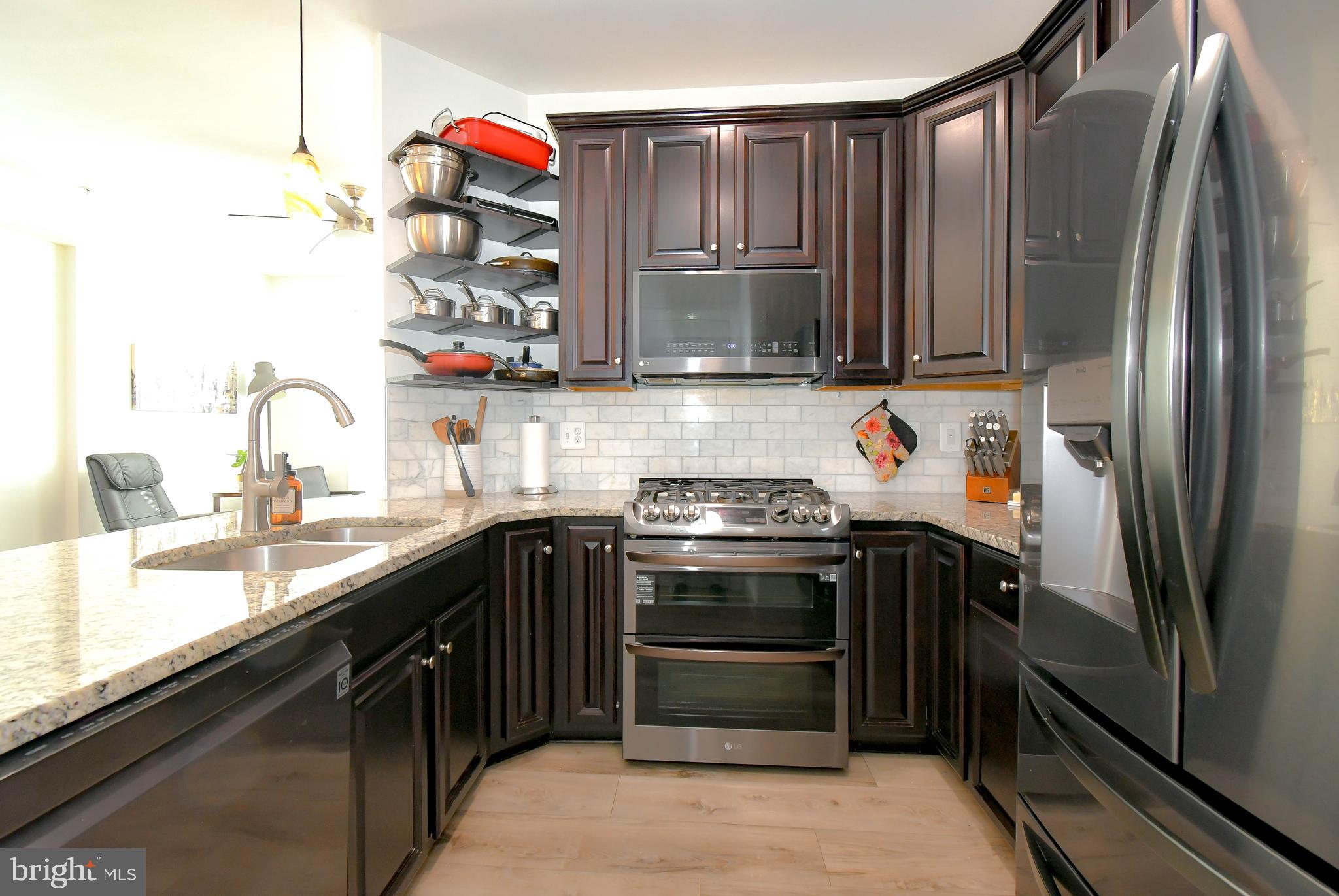 MERCER PARK CONDOMINIUM - Residential