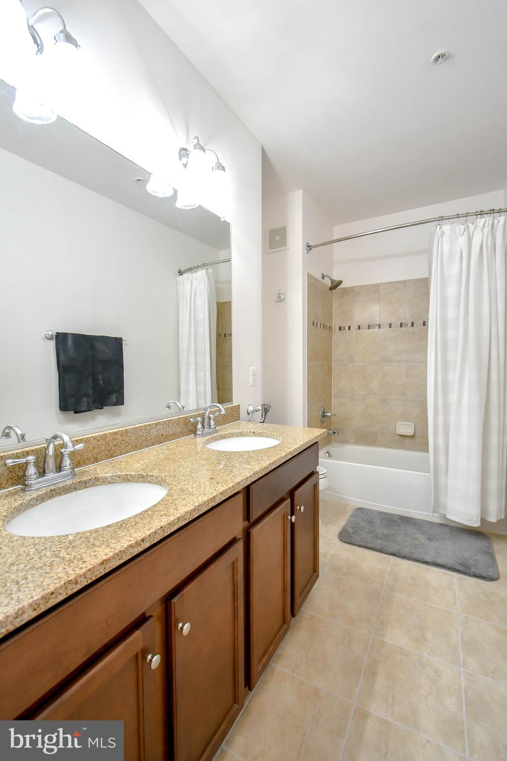 MERCER PARK CONDOMINIUM - Residential