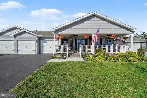 Homes For Sale - 162 Glenridge Drive<br/> CARLISLE, PA 17015