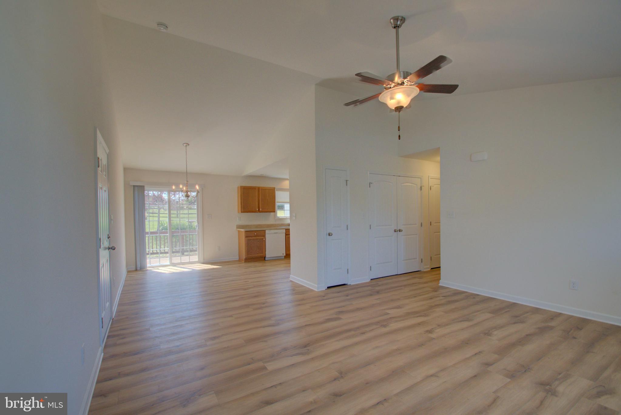 THE VINEYARDS - Residential