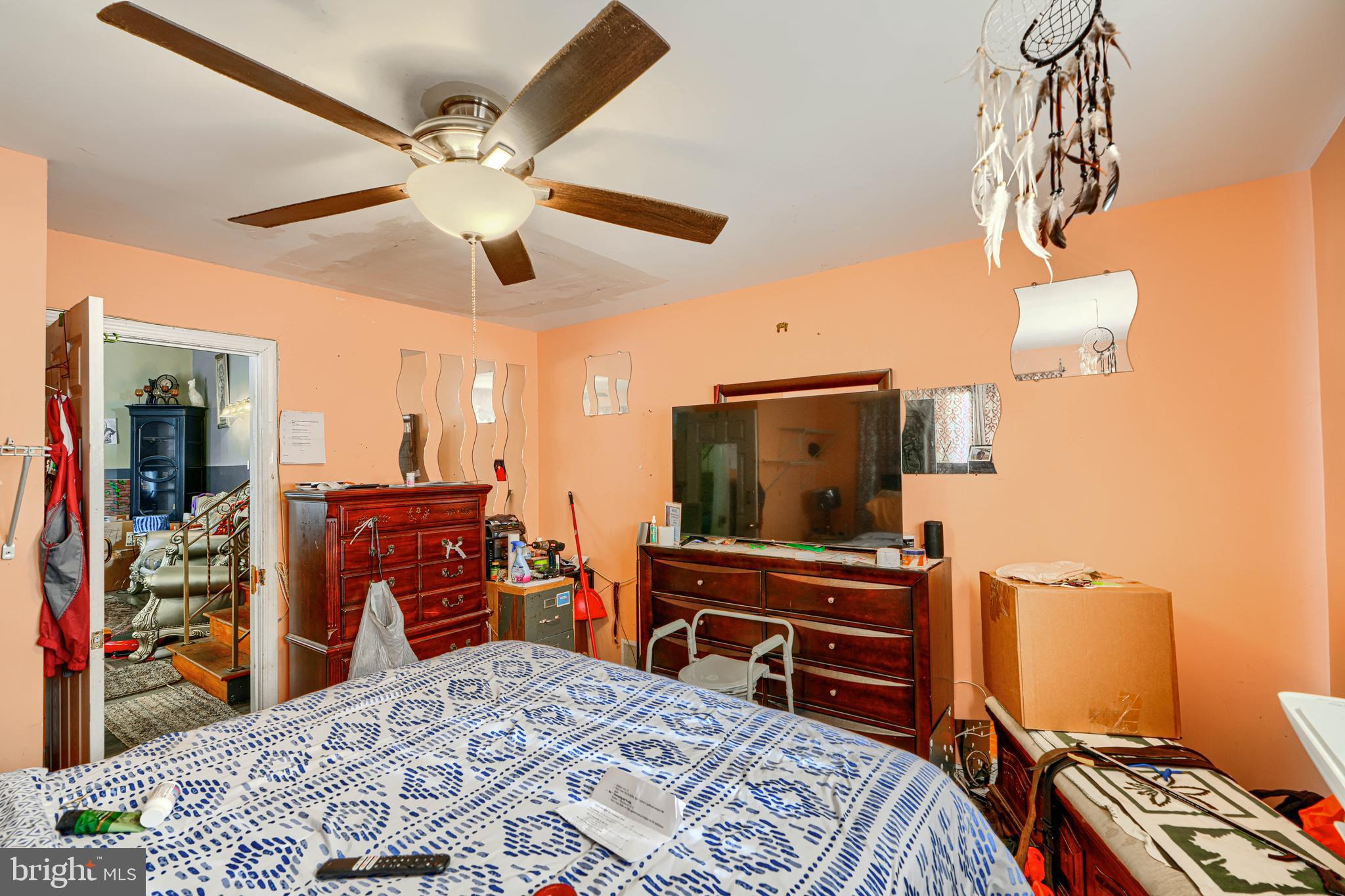 GORDONS CORNER - Residential