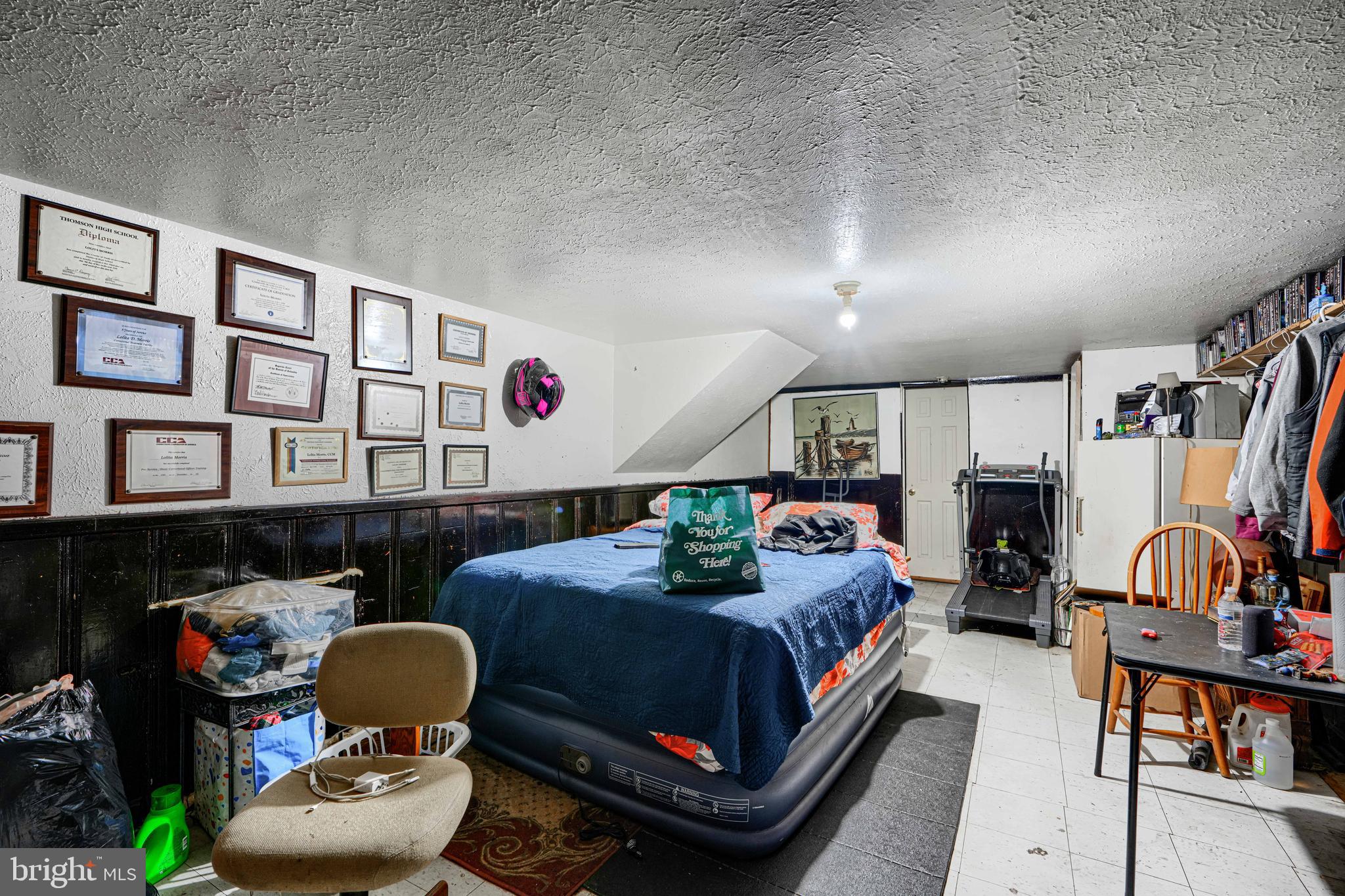 GORDONS CORNER - Residential