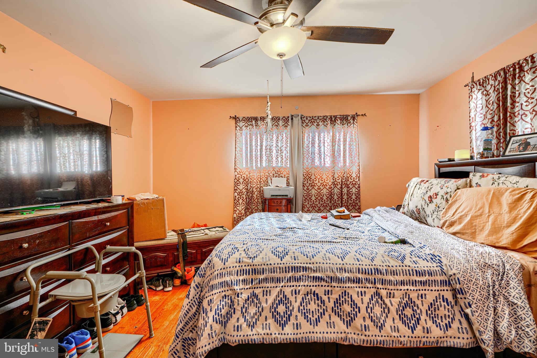 GORDONS CORNER - Residential