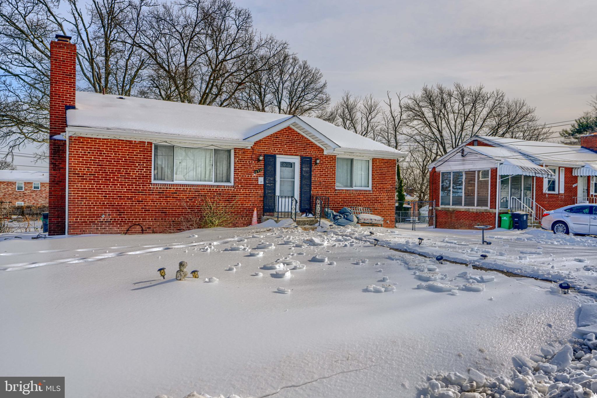 GORDONS CORNER - Residential