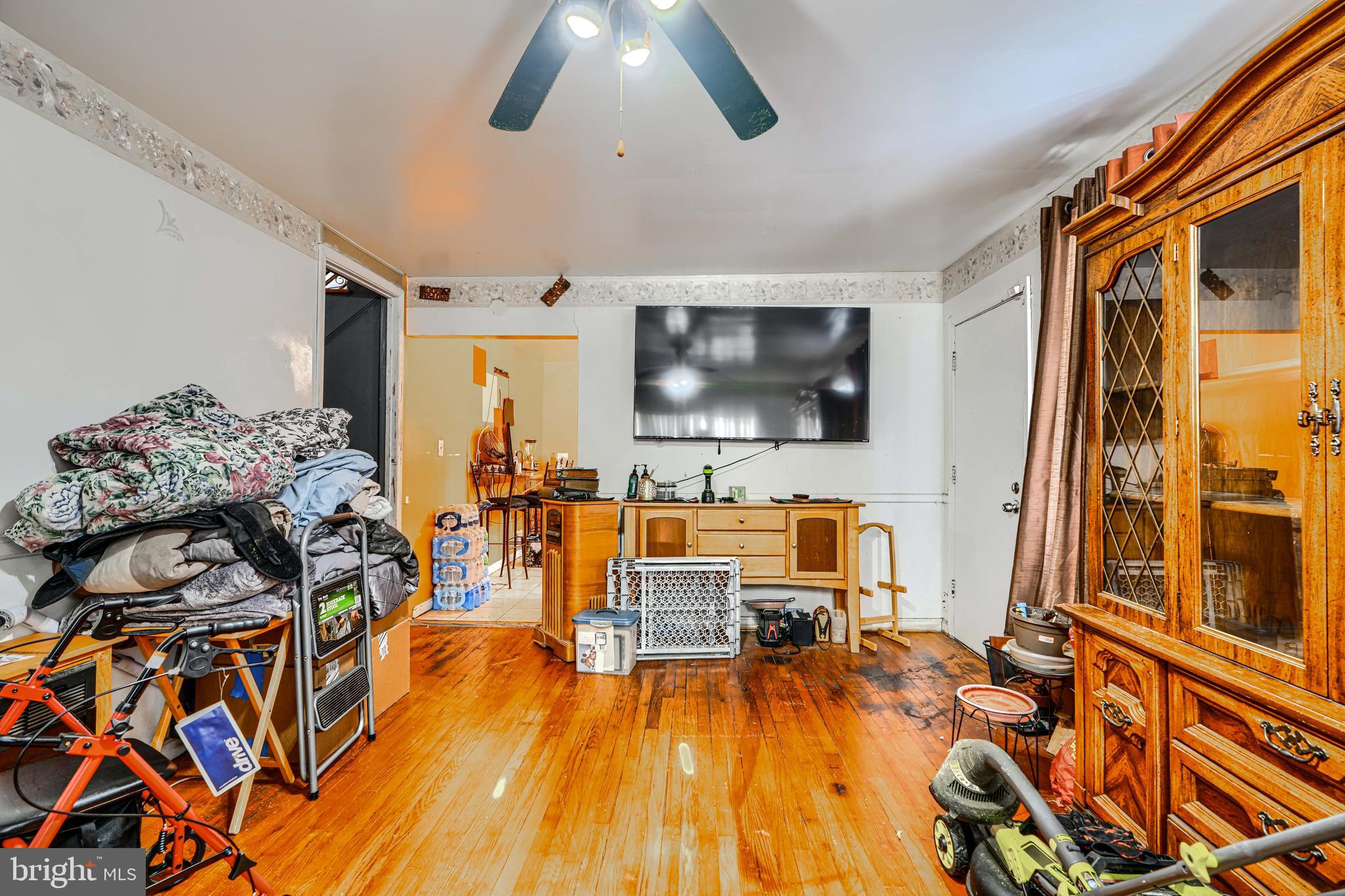 GORDONS CORNER - Residential