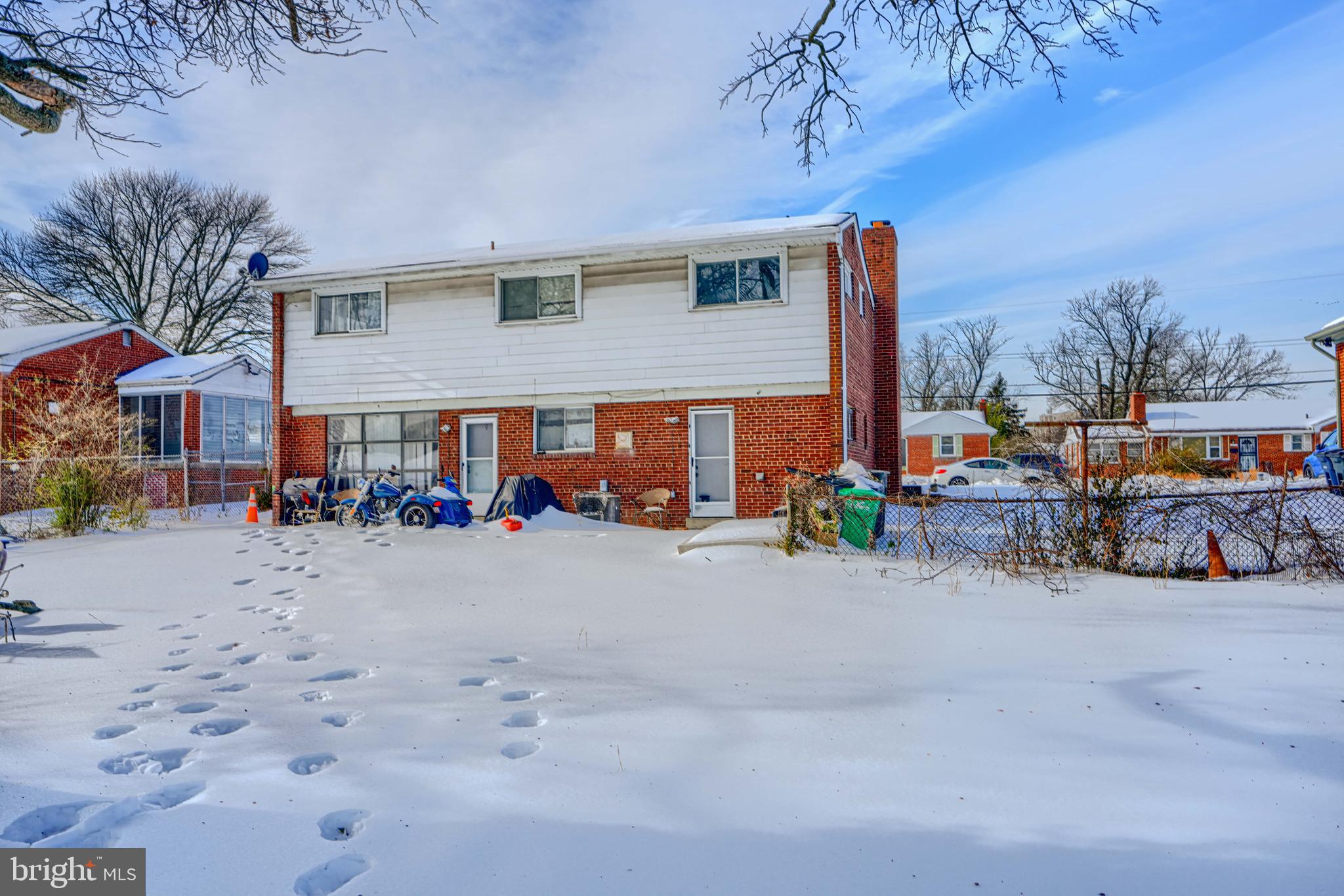 GORDONS CORNER - Residential