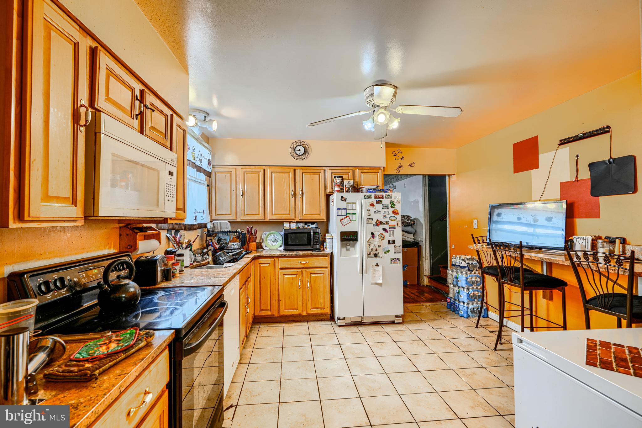 GORDONS CORNER - Residential