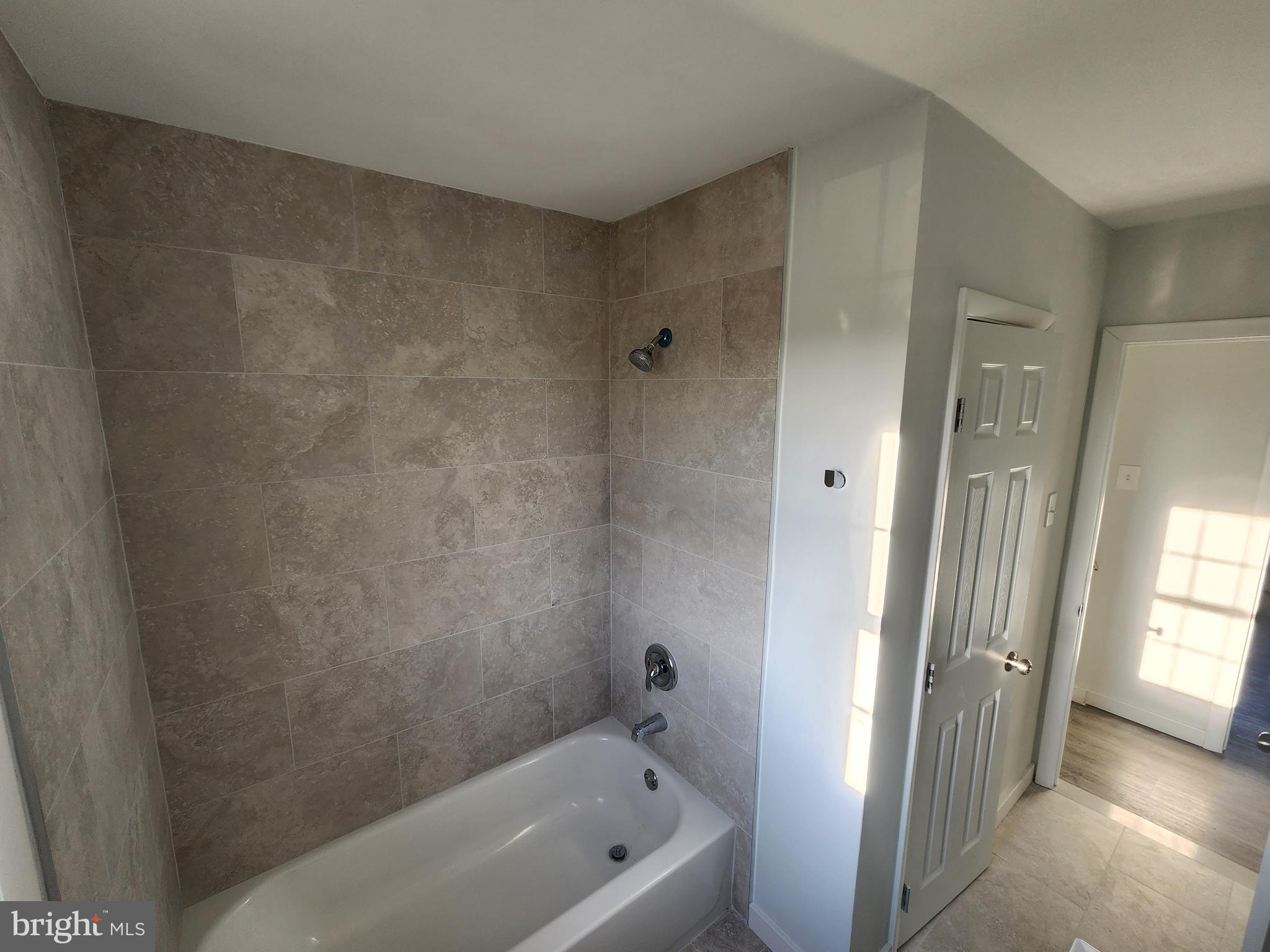 LAKE VALLEY - Residential