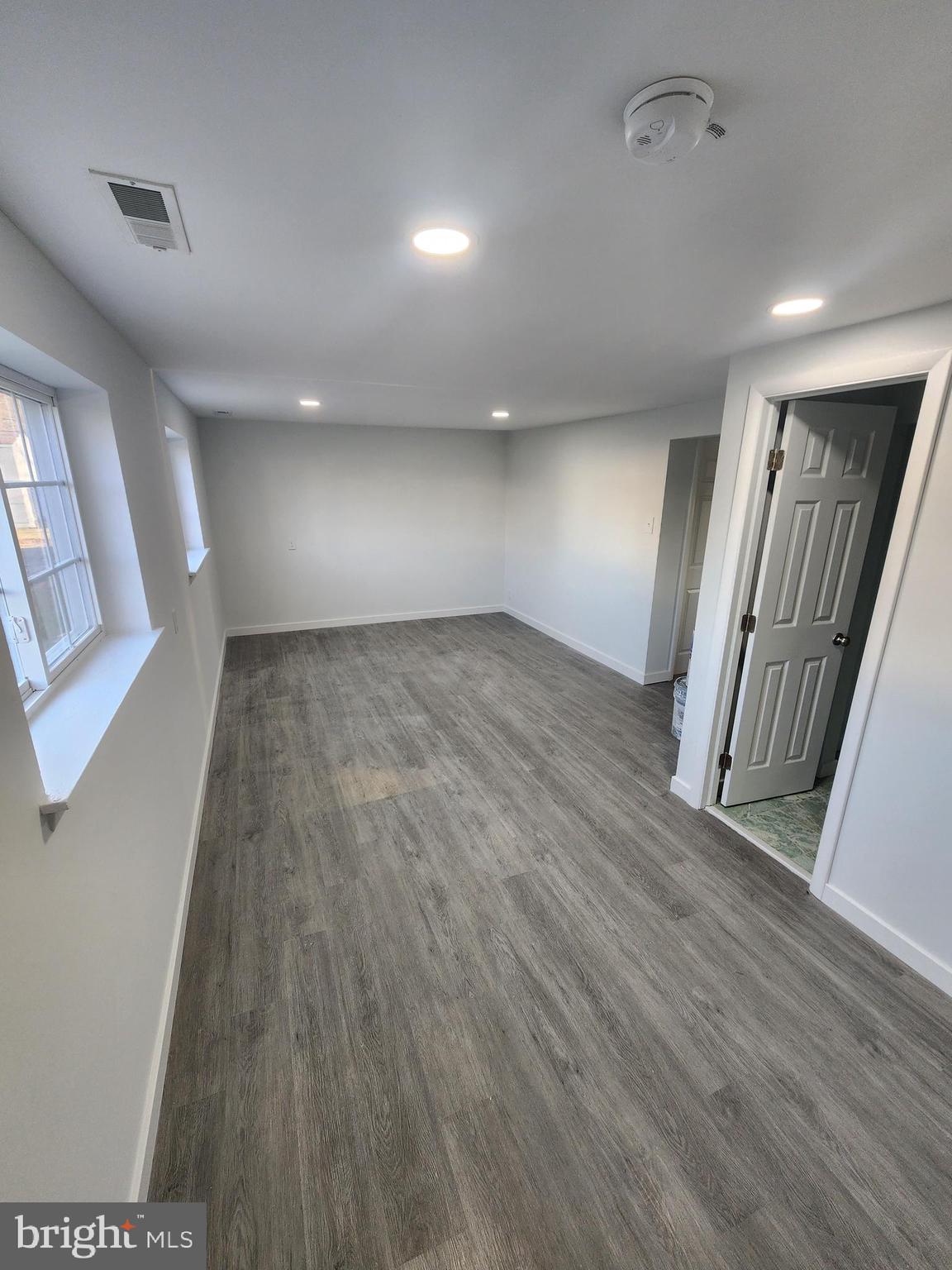 LAKE VALLEY - Residential