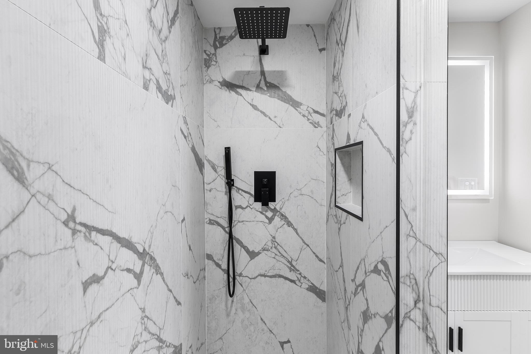 PASSYUNK SQUARE - Residential