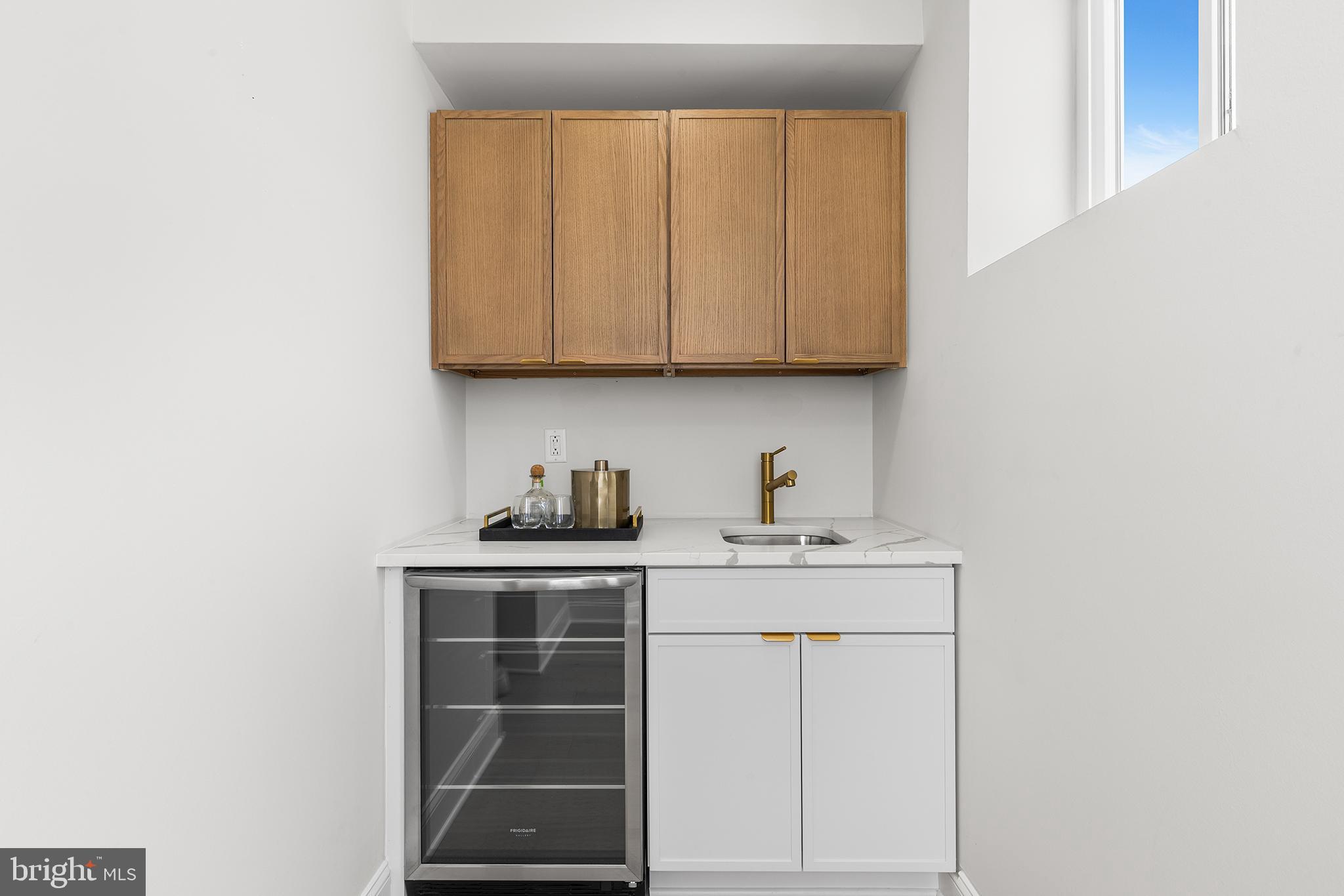 PASSYUNK SQUARE - Residential