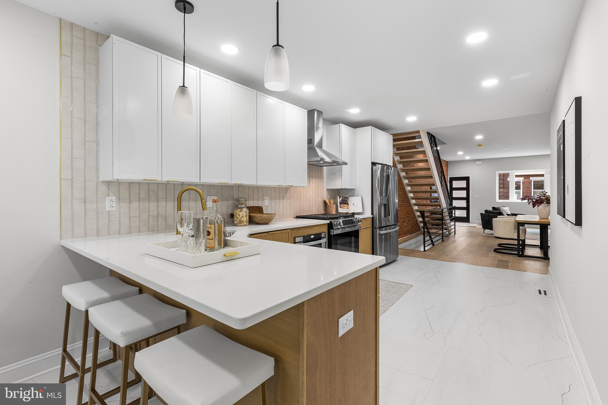 PASSYUNK SQUARE - Residential