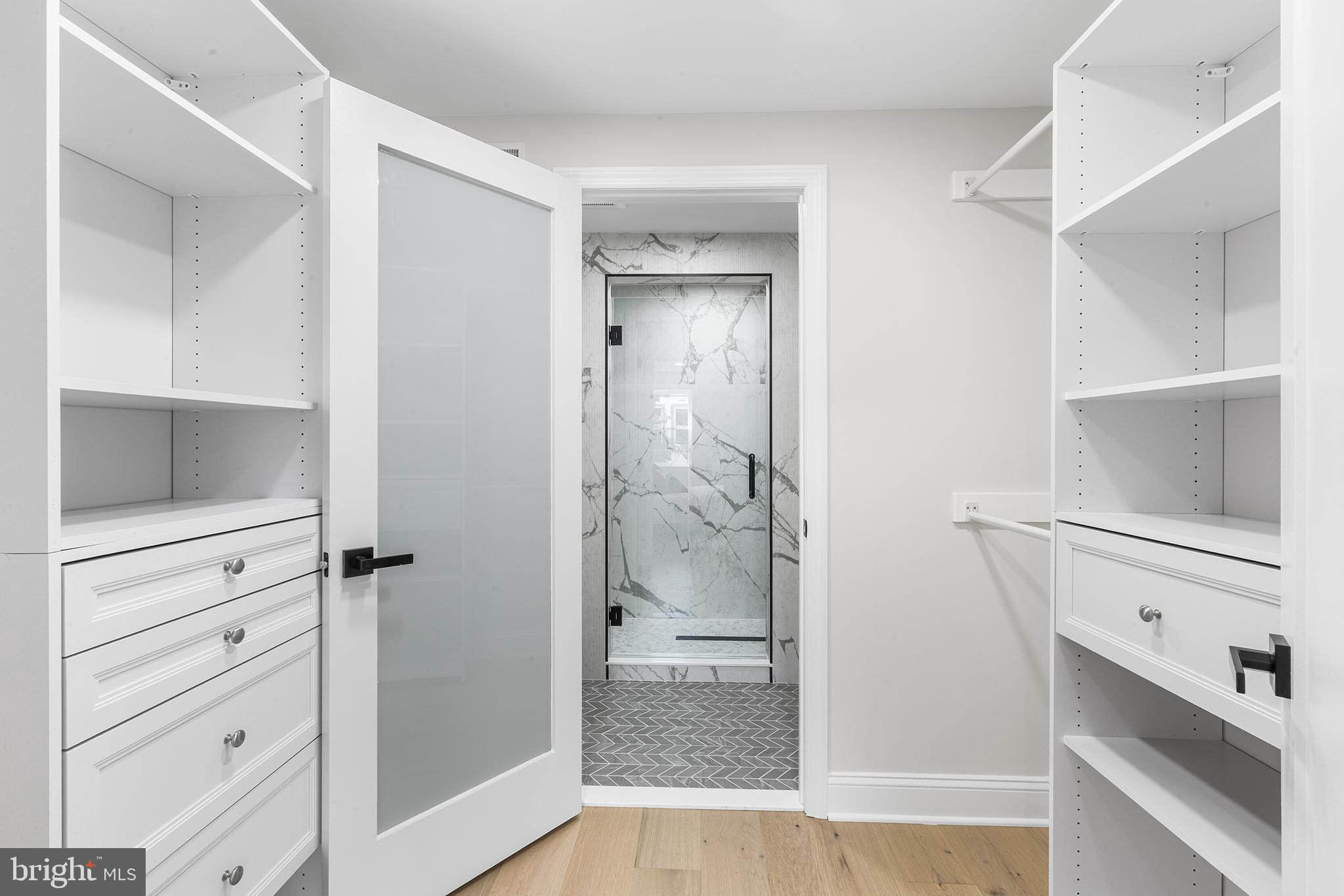 PASSYUNK SQUARE - Residential