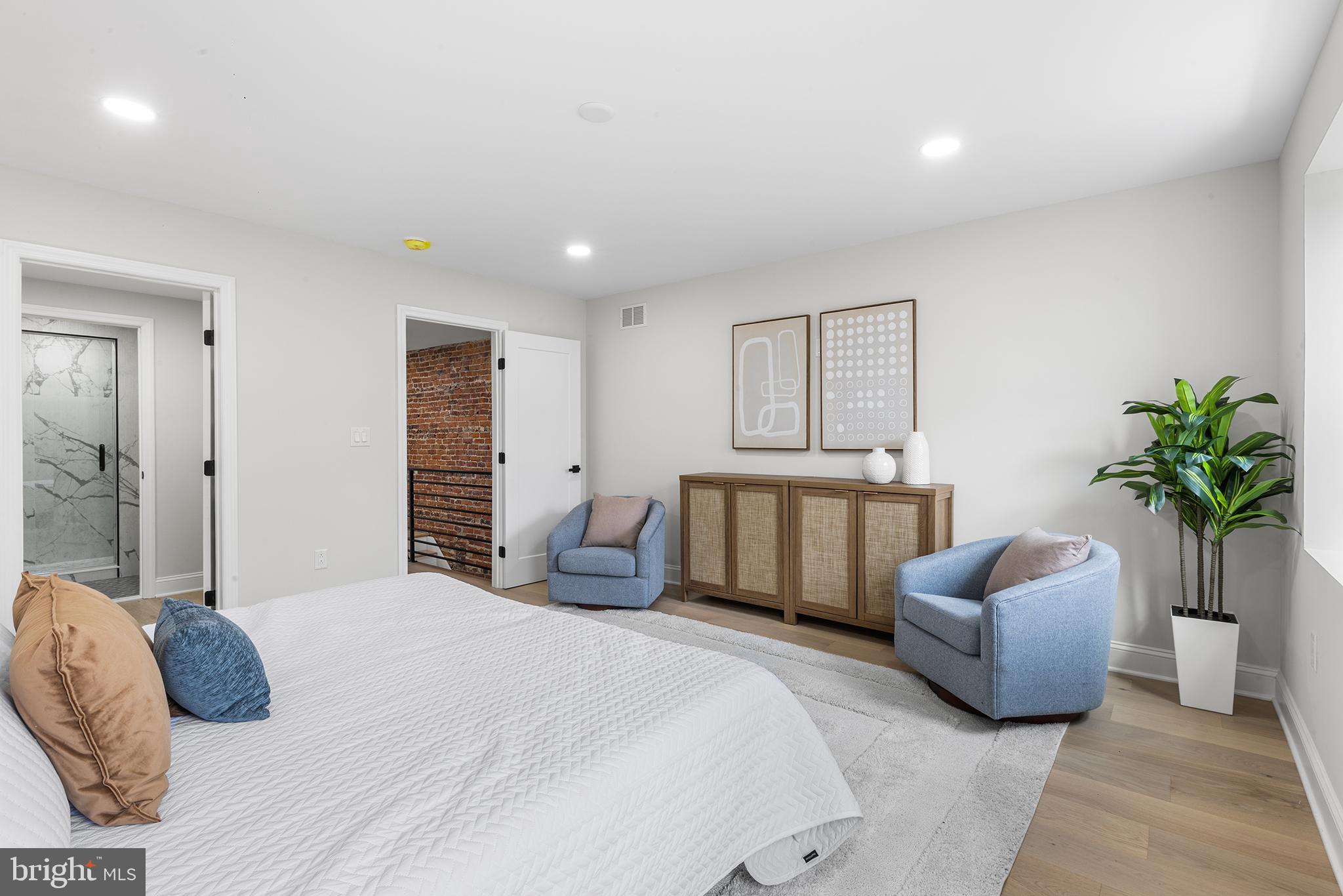 PASSYUNK SQUARE - Residential