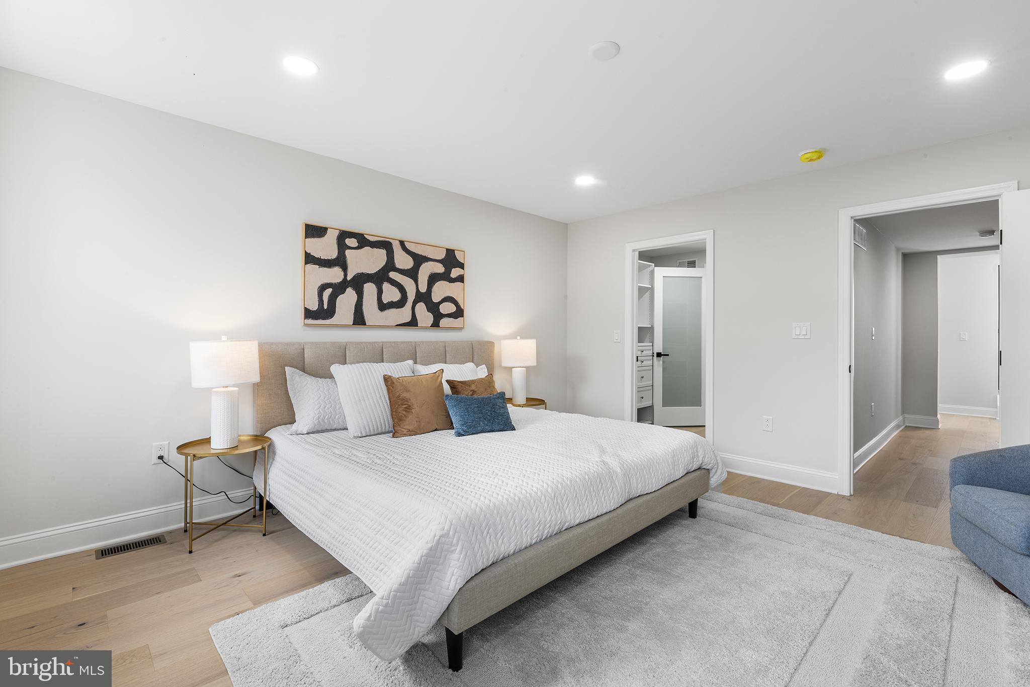 PASSYUNK SQUARE - Residential