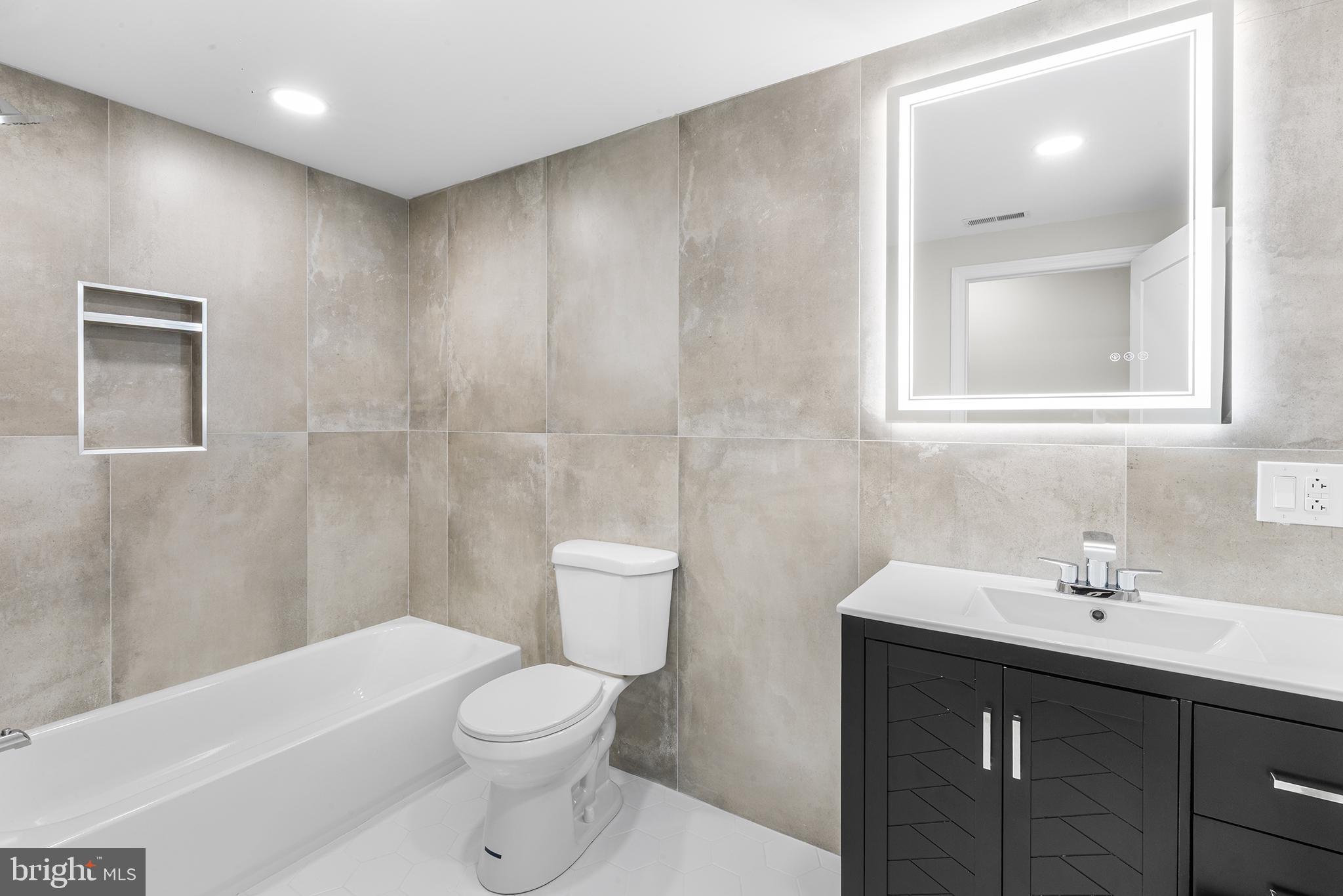 PASSYUNK SQUARE - Residential