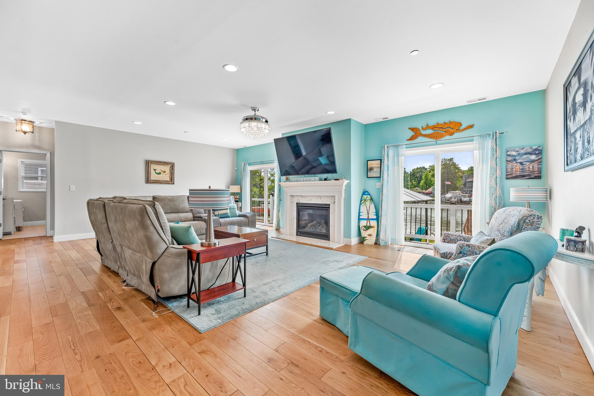 AVALON SHORES - Residential