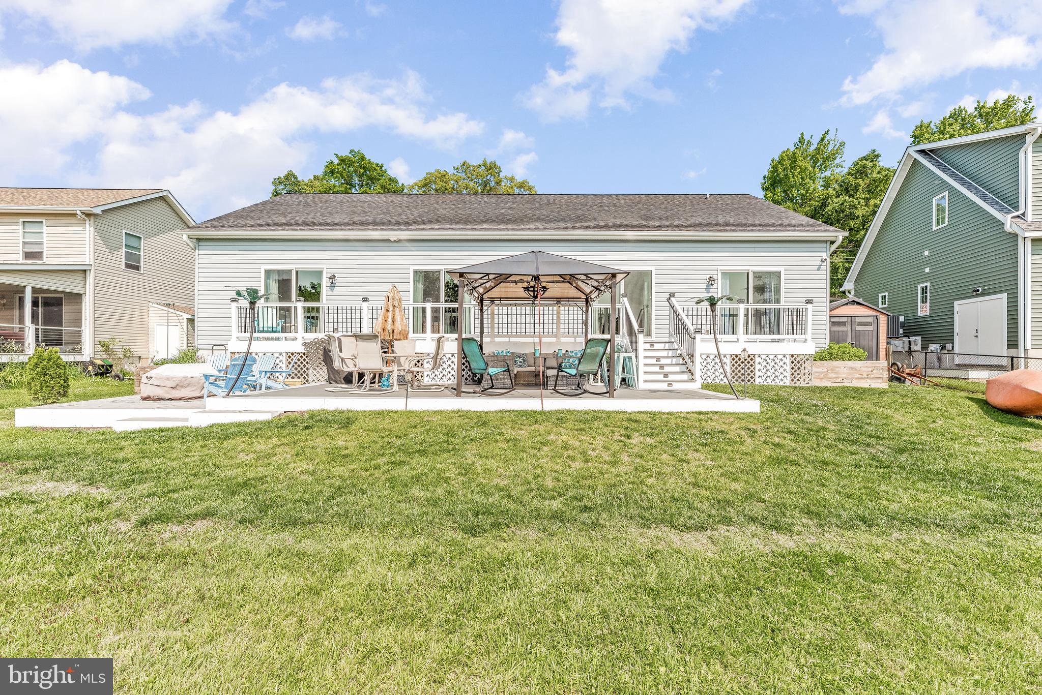 AVALON SHORES - Residential