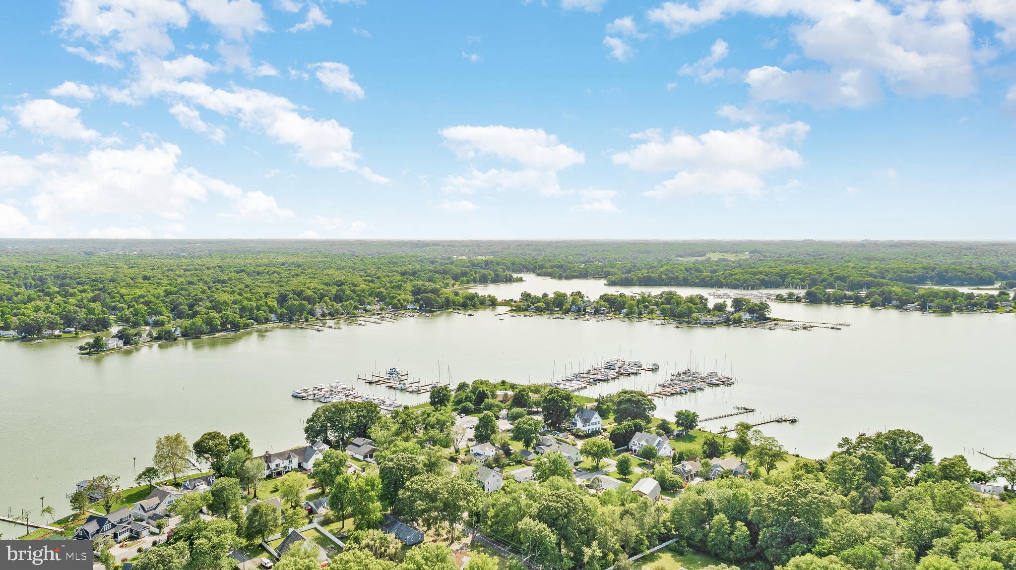 AVALON SHORES - Residential