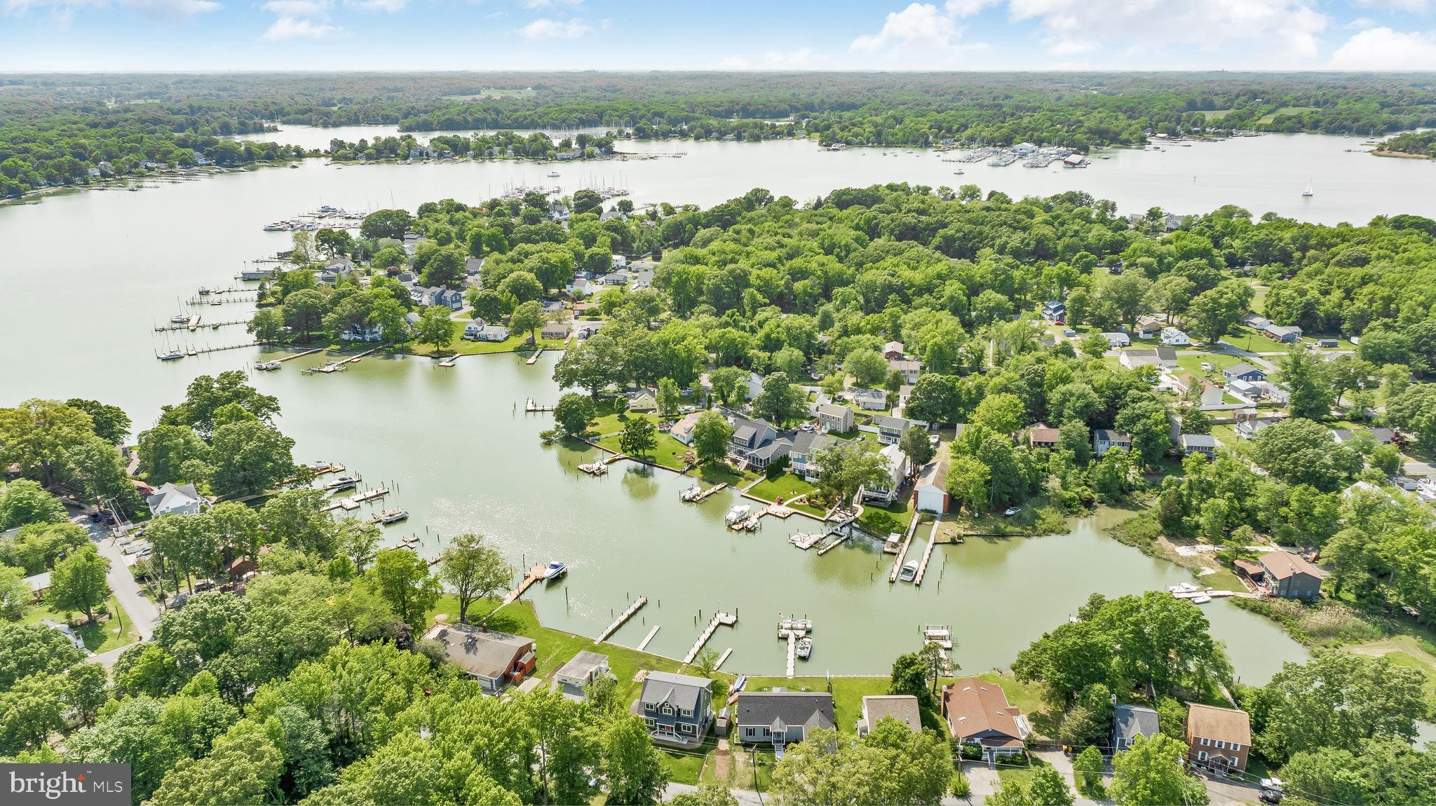 AVALON SHORES - Residential