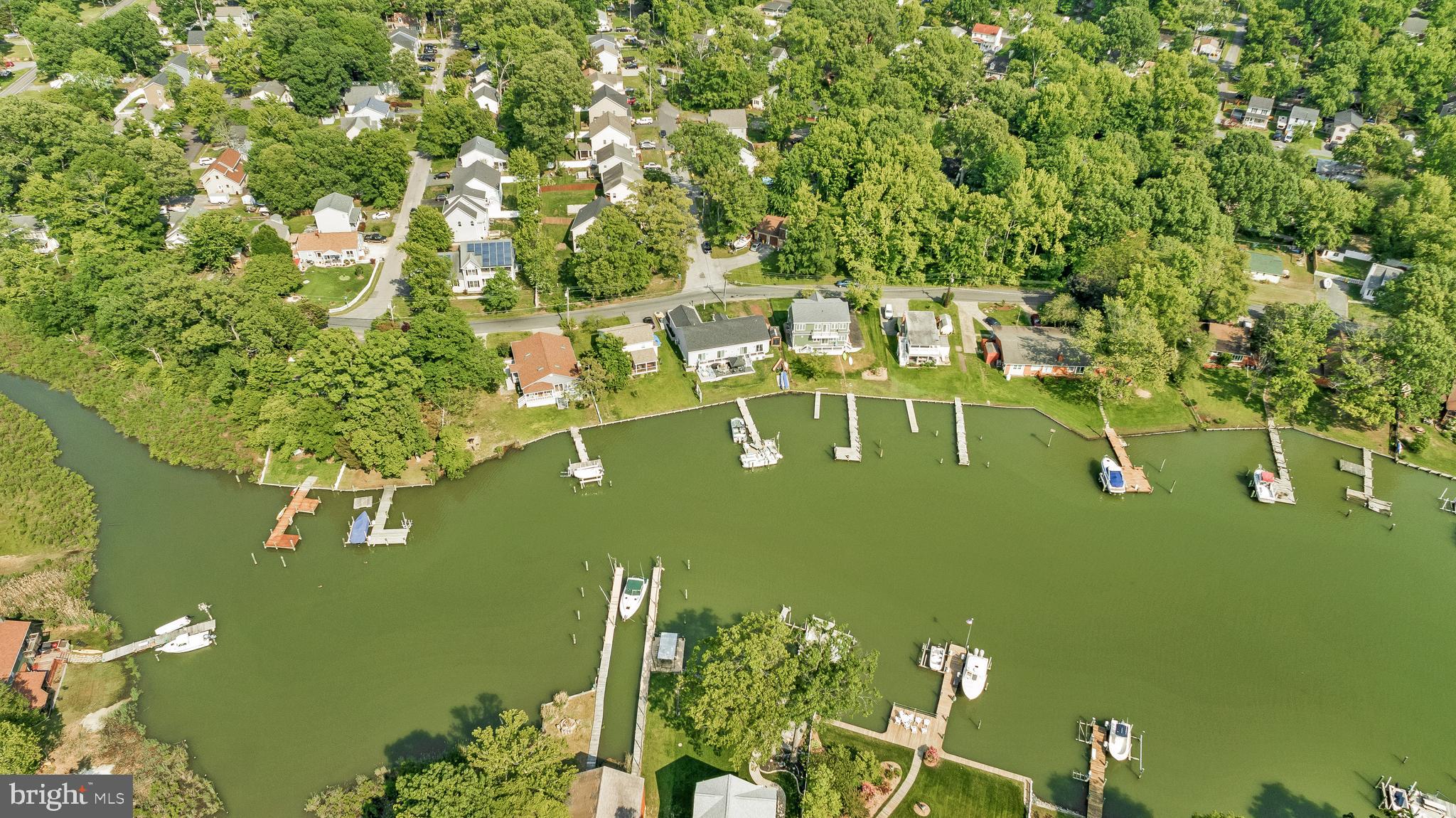 AVALON SHORES - Residential