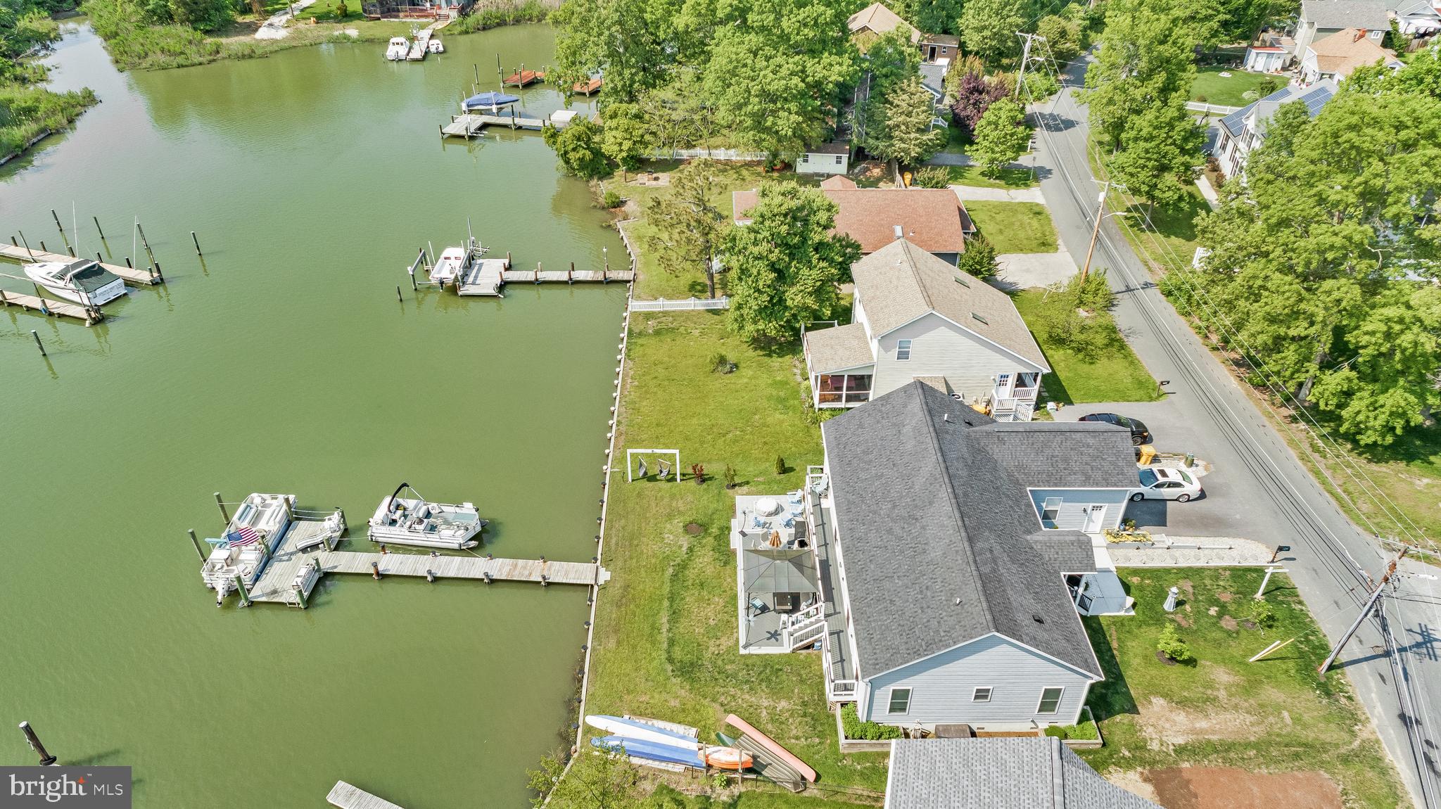 AVALON SHORES - Residential