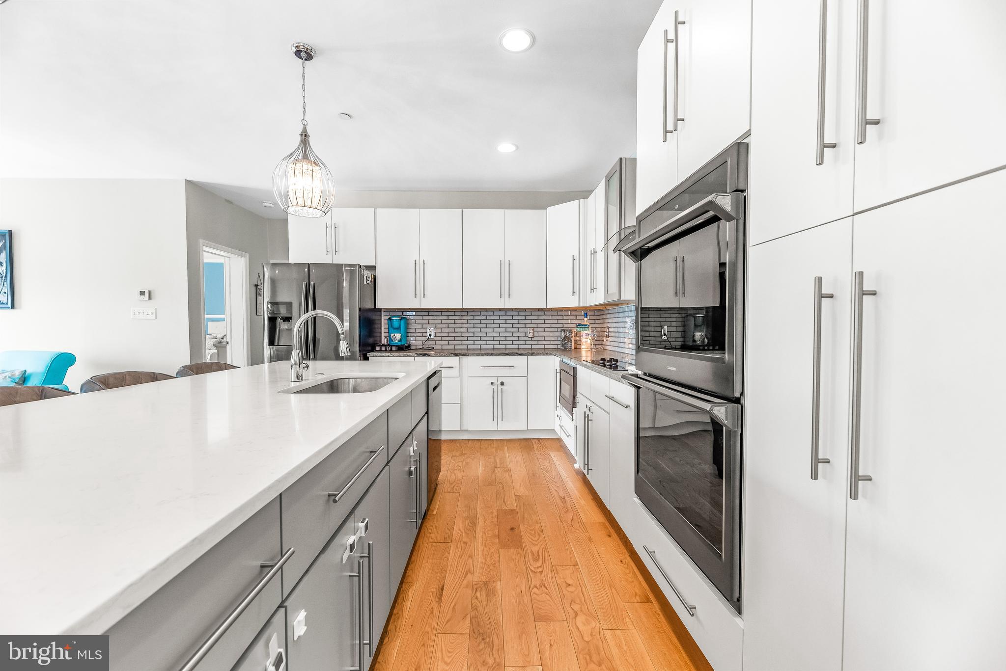 AVALON SHORES - Residential