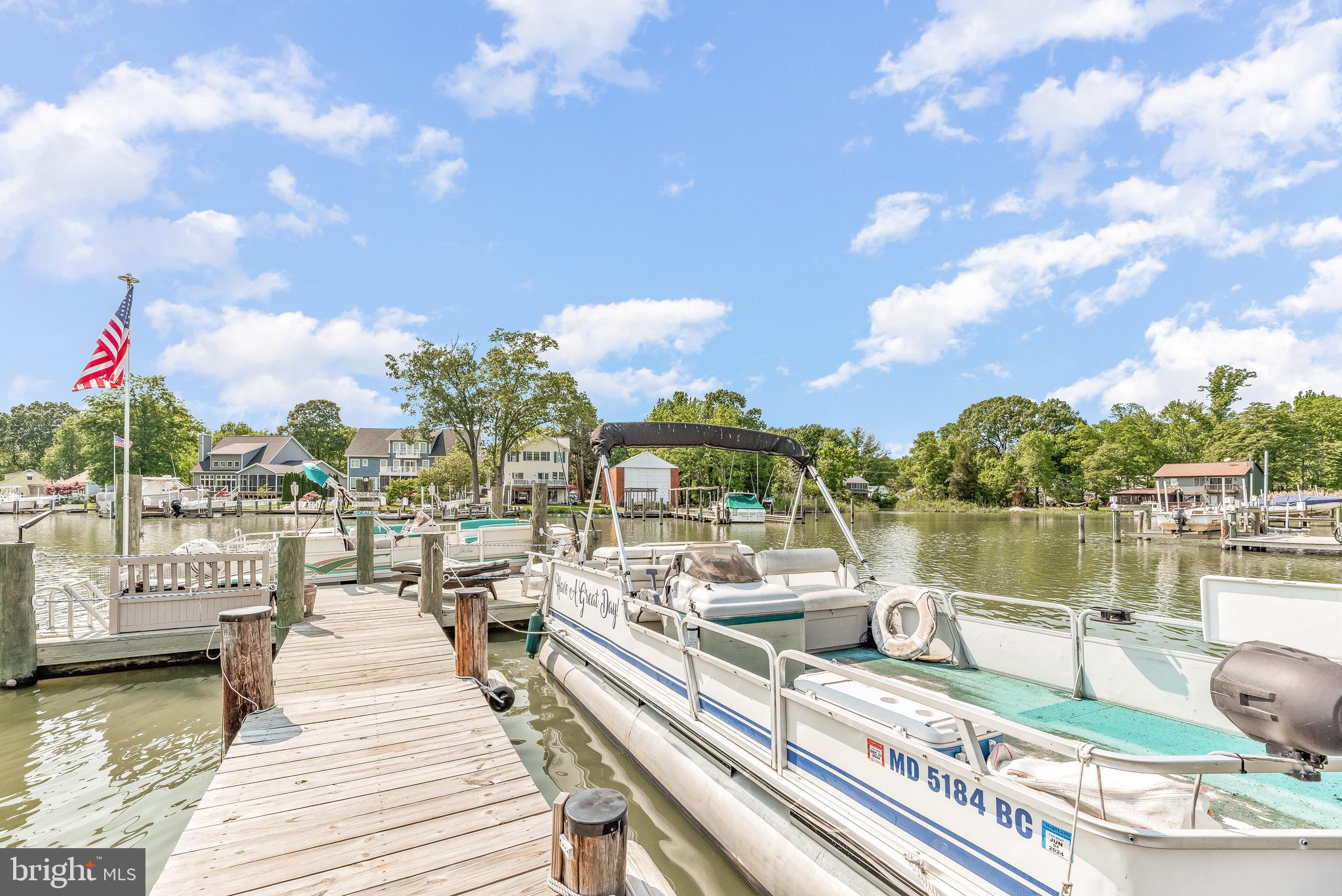 AVALON SHORES - Residential