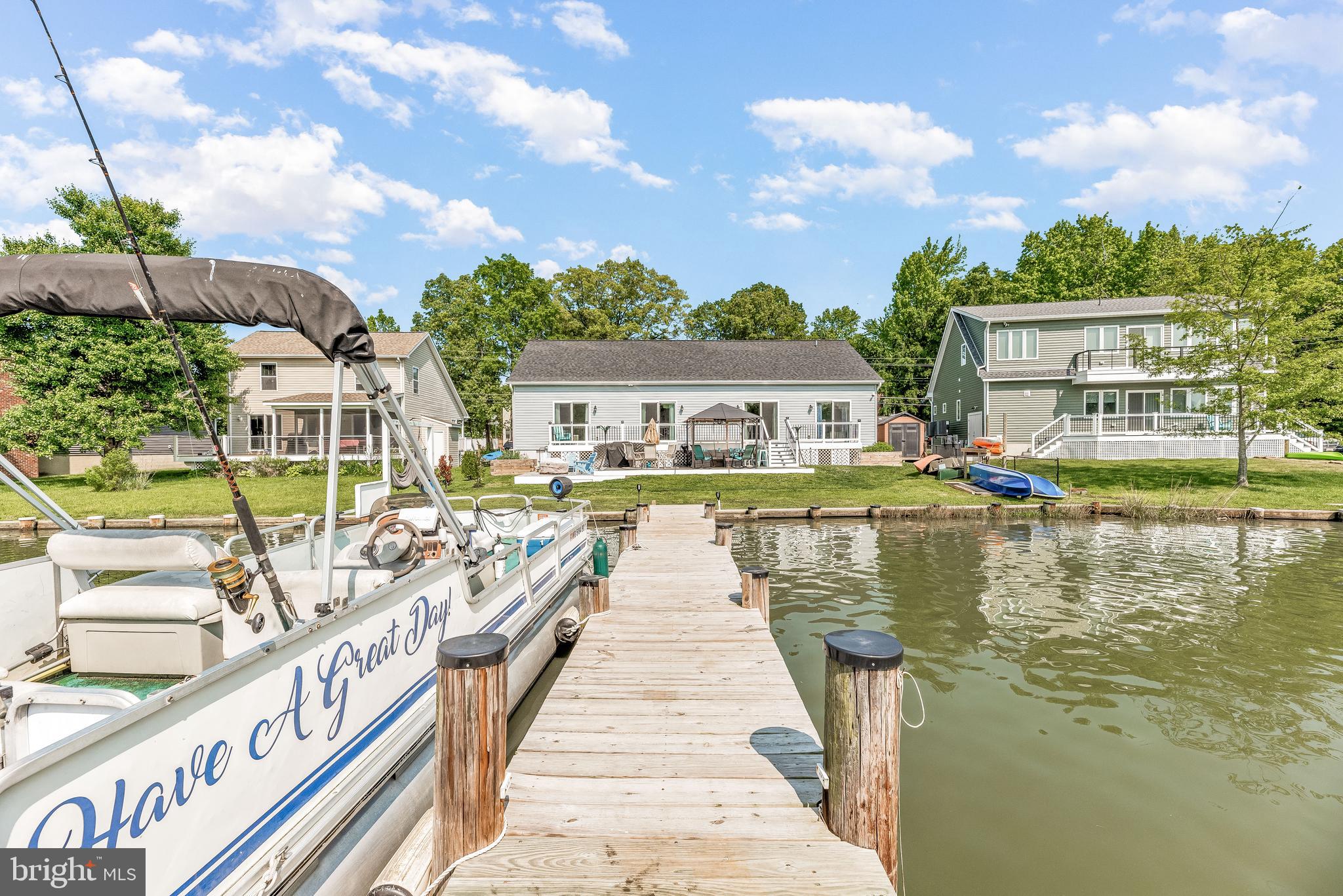 AVALON SHORES - Residential