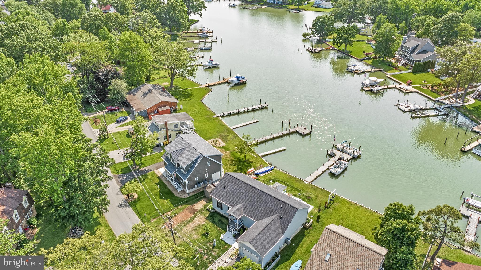 AVALON SHORES - Residential