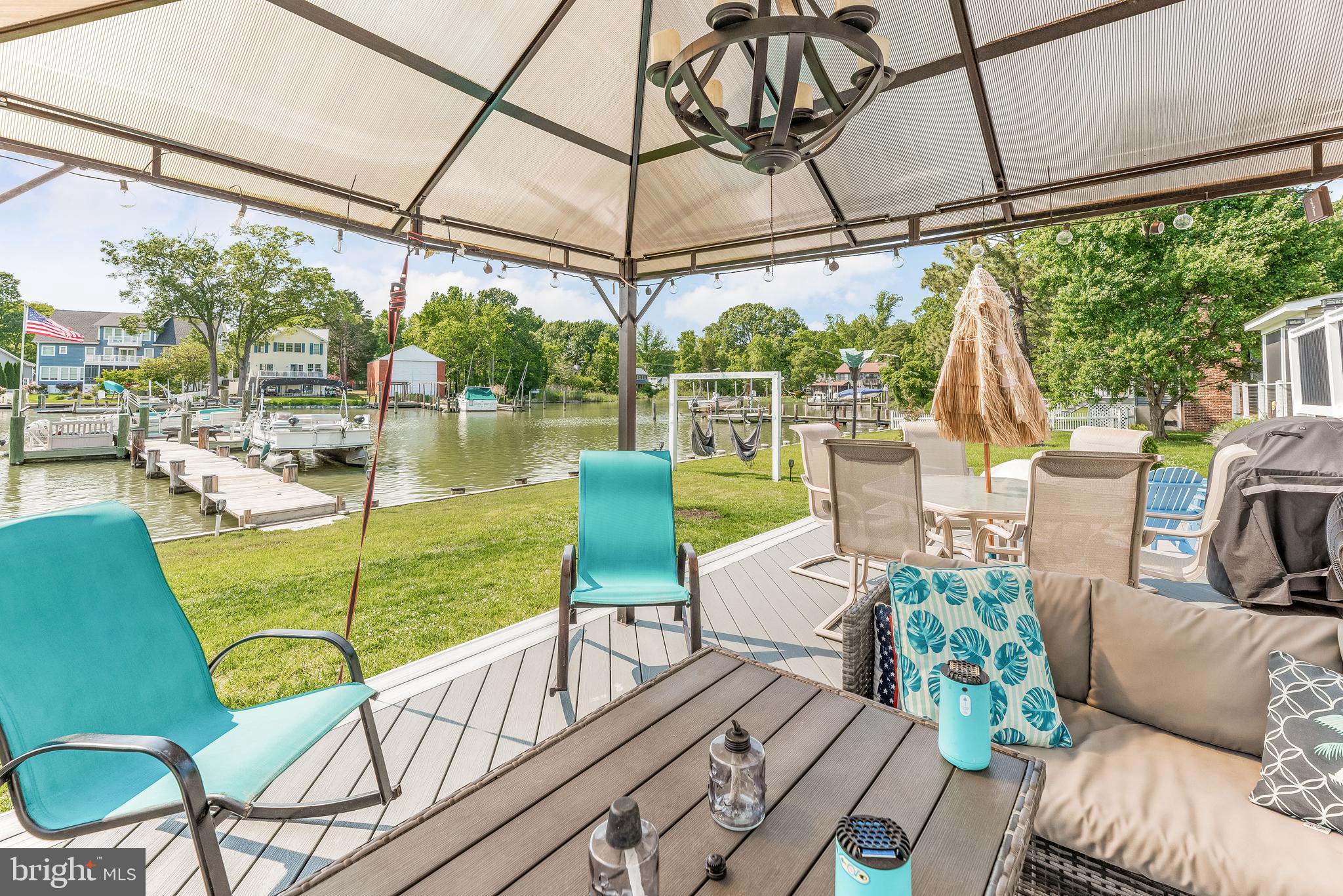 AVALON SHORES - Residential