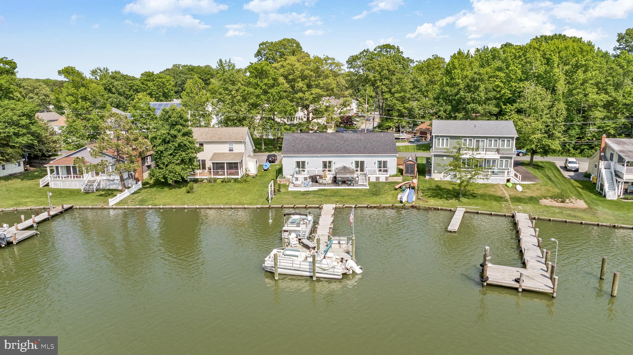 AVALON SHORES - Residential