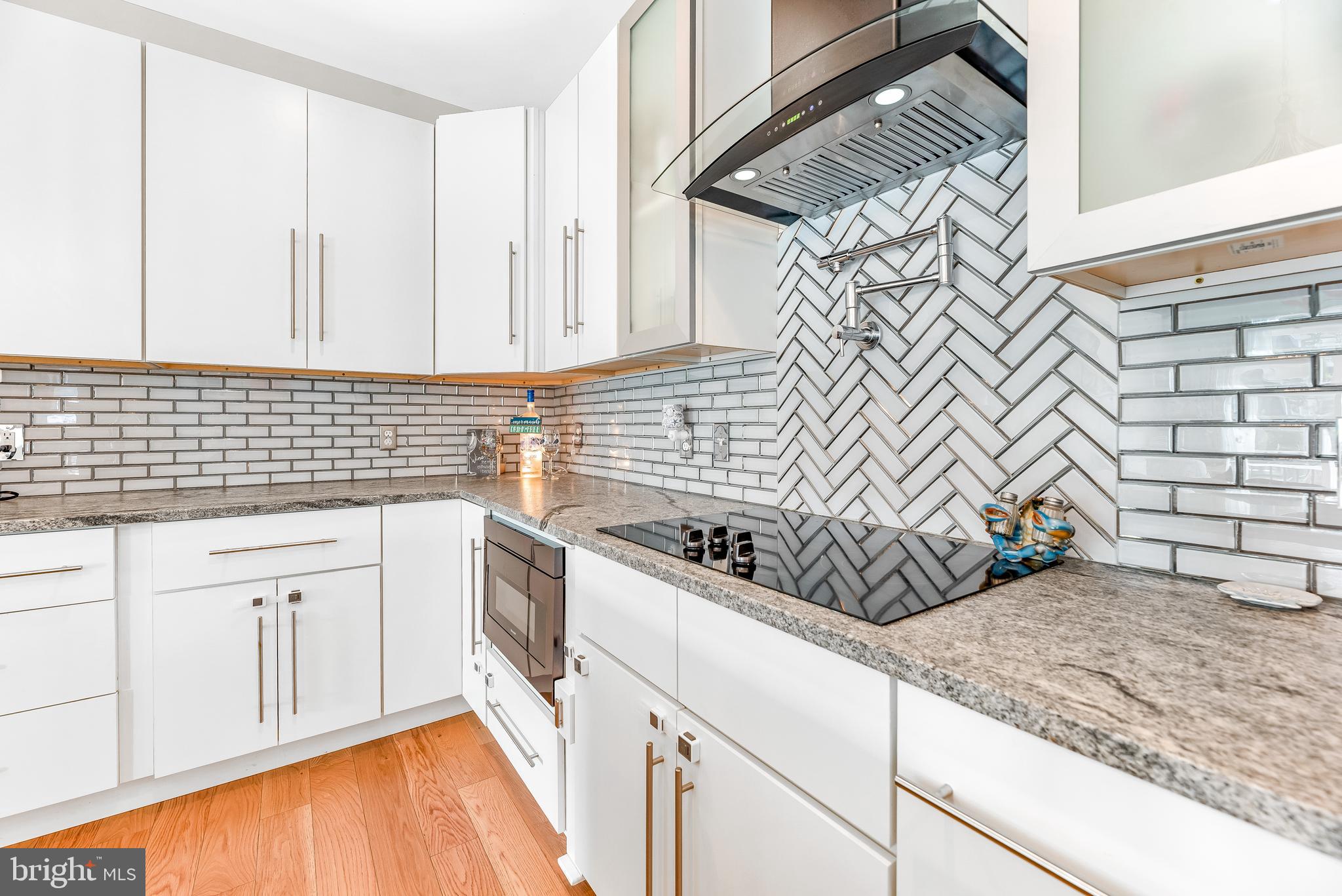 AVALON SHORES - Residential